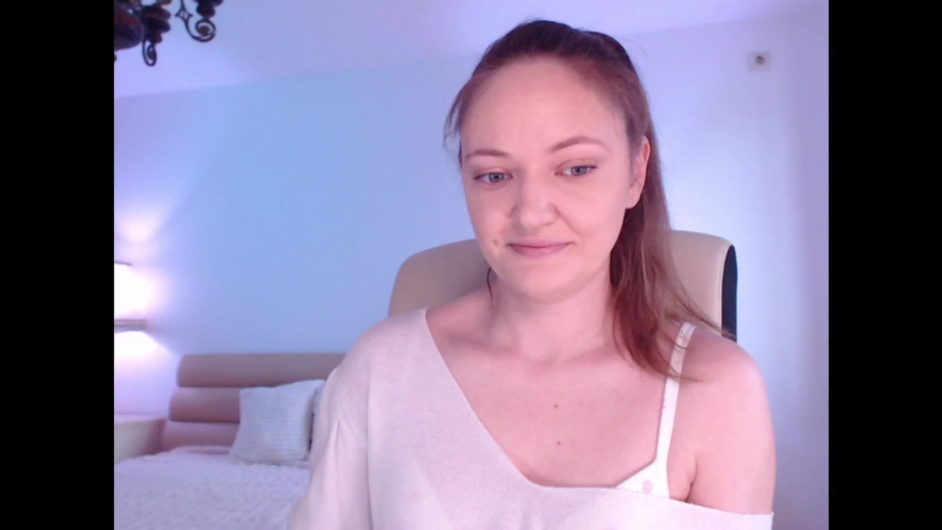 Gallery image thumbnail from AddictiveLara's myfreecams stream on, 11/11/2024, 09:21 image 17 of 20