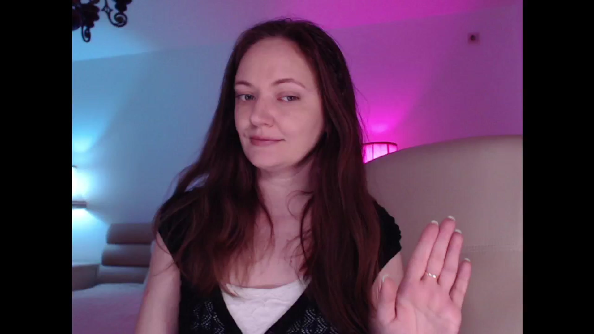 Gallery image thumbnail from AddictiveLara's myfreecams stream on, 11/24/2024, 20:26 image 18 of 20