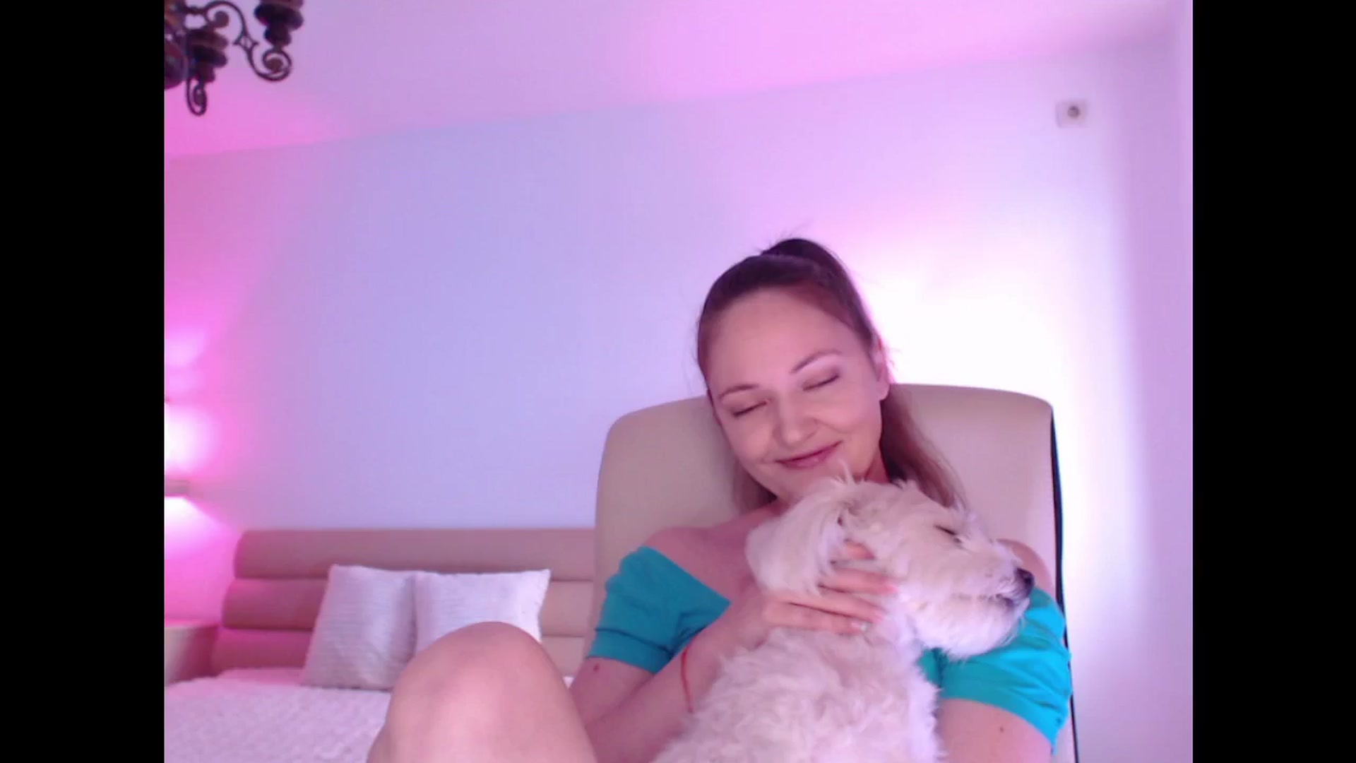 Gallery image thumbnail from AddictiveLara's myfreecams stream on, 11/29/2024, 11:04 image 2 of 20
