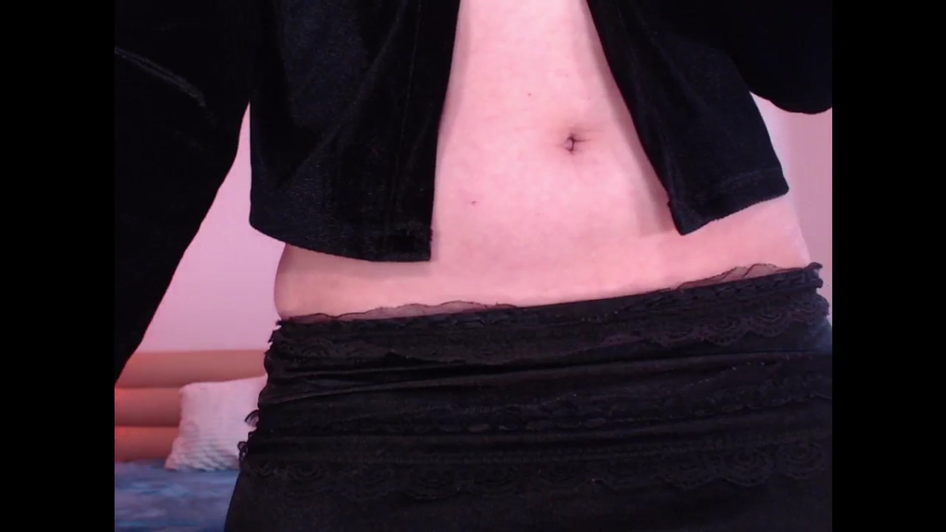 Gallery image thumbnail from AddictiveLara's myfreecams stream on, 12/08/2024, 11:08 image 13 of 20