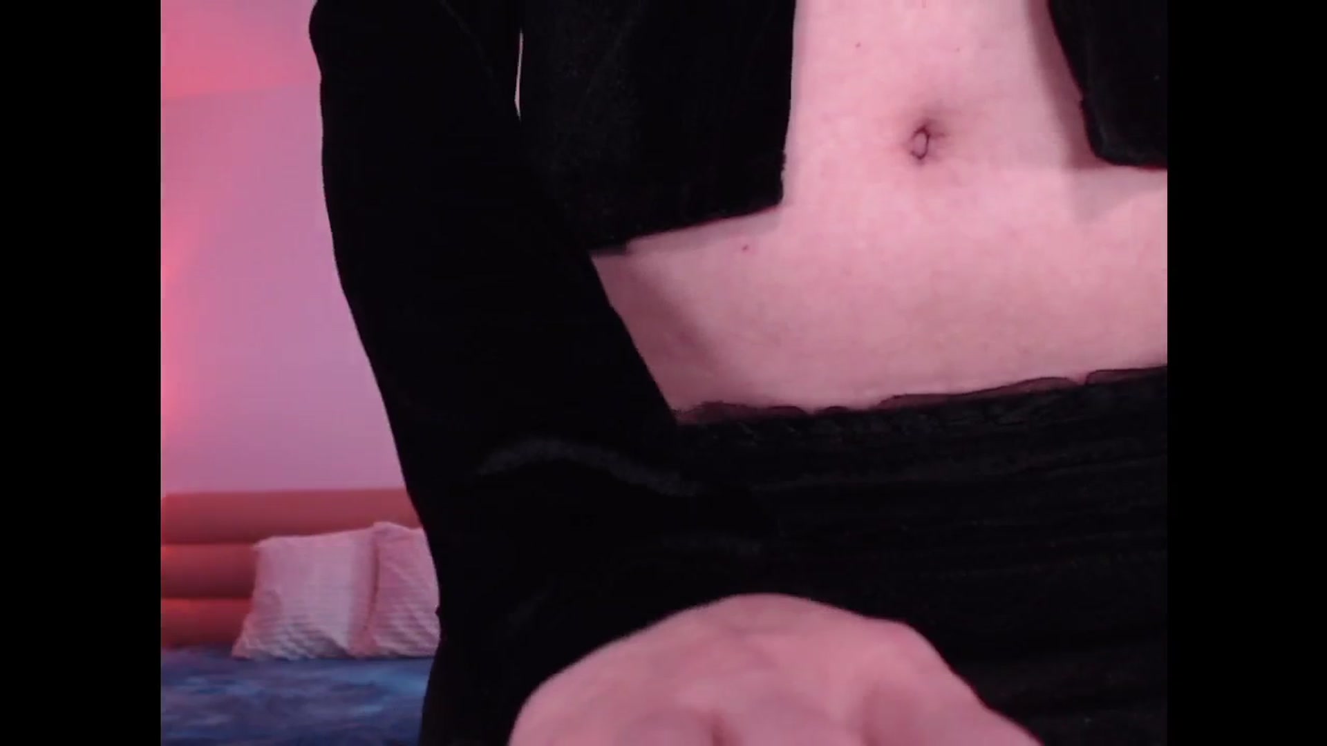 Gallery image thumbnail from AddictiveLara's myfreecams stream on, 12/08/2024, 11:08 image 5 of 20