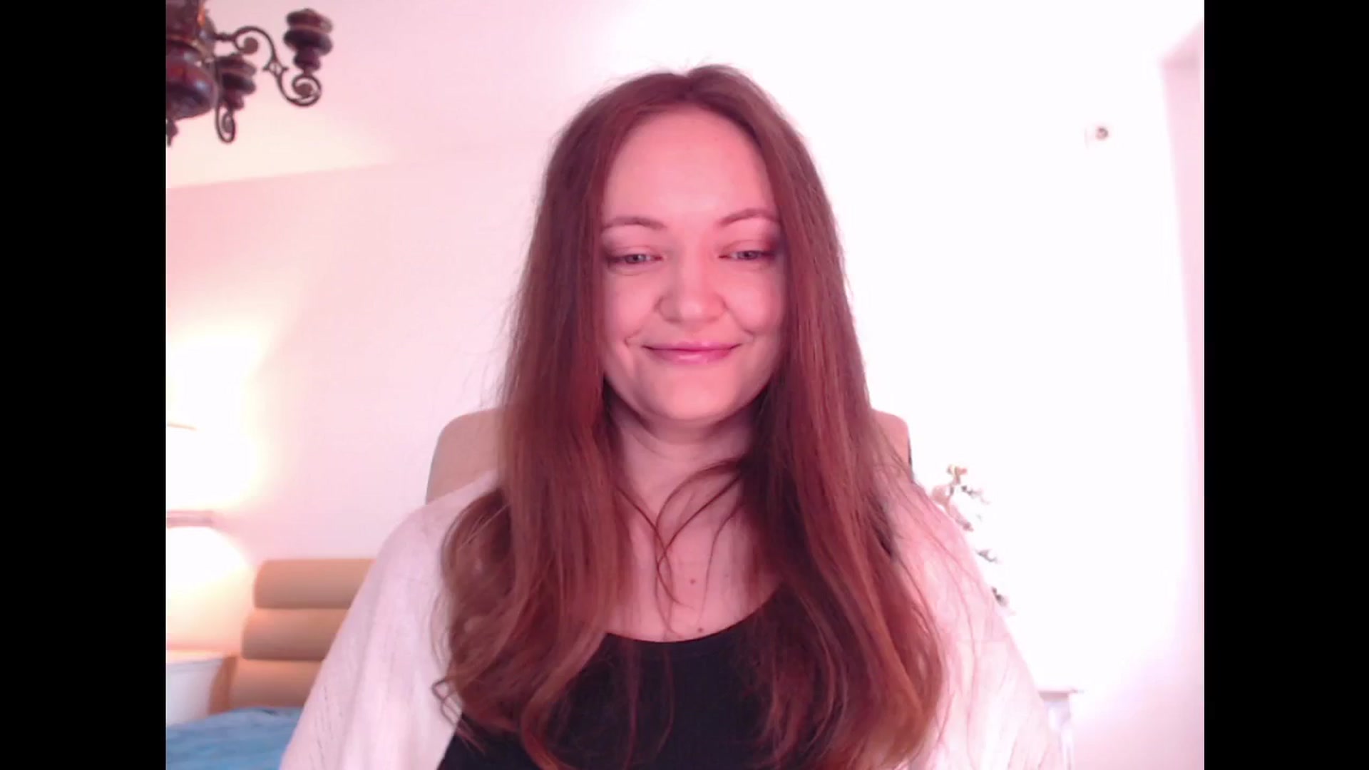 Gallery image thumbnail from AddictiveLara's myfreecams stream on, 12/20/2024, 08:50 image 12 of 20