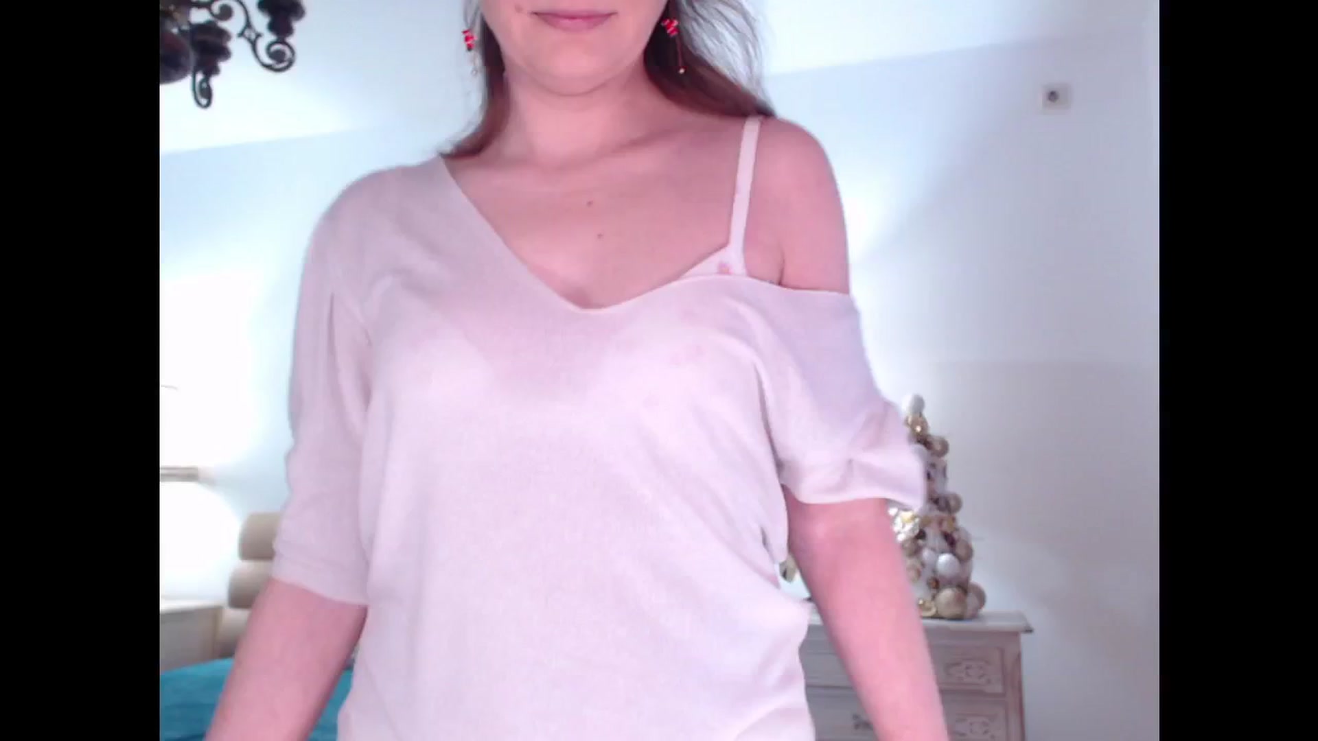 Gallery image thumbnail from AddictiveLara's myfreecams stream on, 12/26/2024, 08:06 image 16 of 20