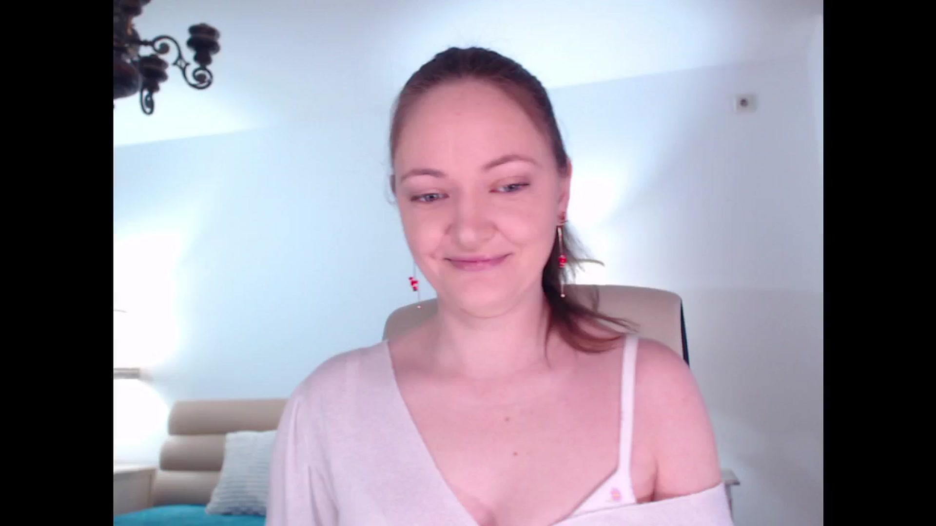 Gallery image thumbnail from AddictiveLara's myfreecams stream on, 12/26/2024, 08:06 image 2 of 20