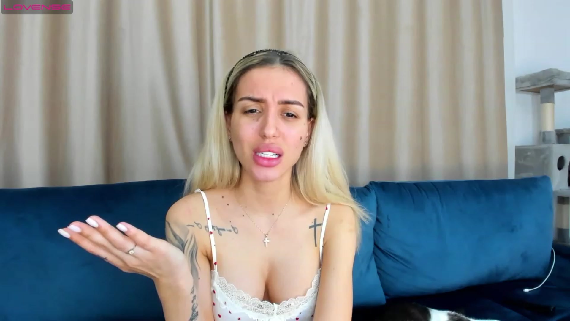 Gallery image thumbnail from Addictive_T's myfreecams stream on, 06/02/2023, 01:02 image 9 of 20