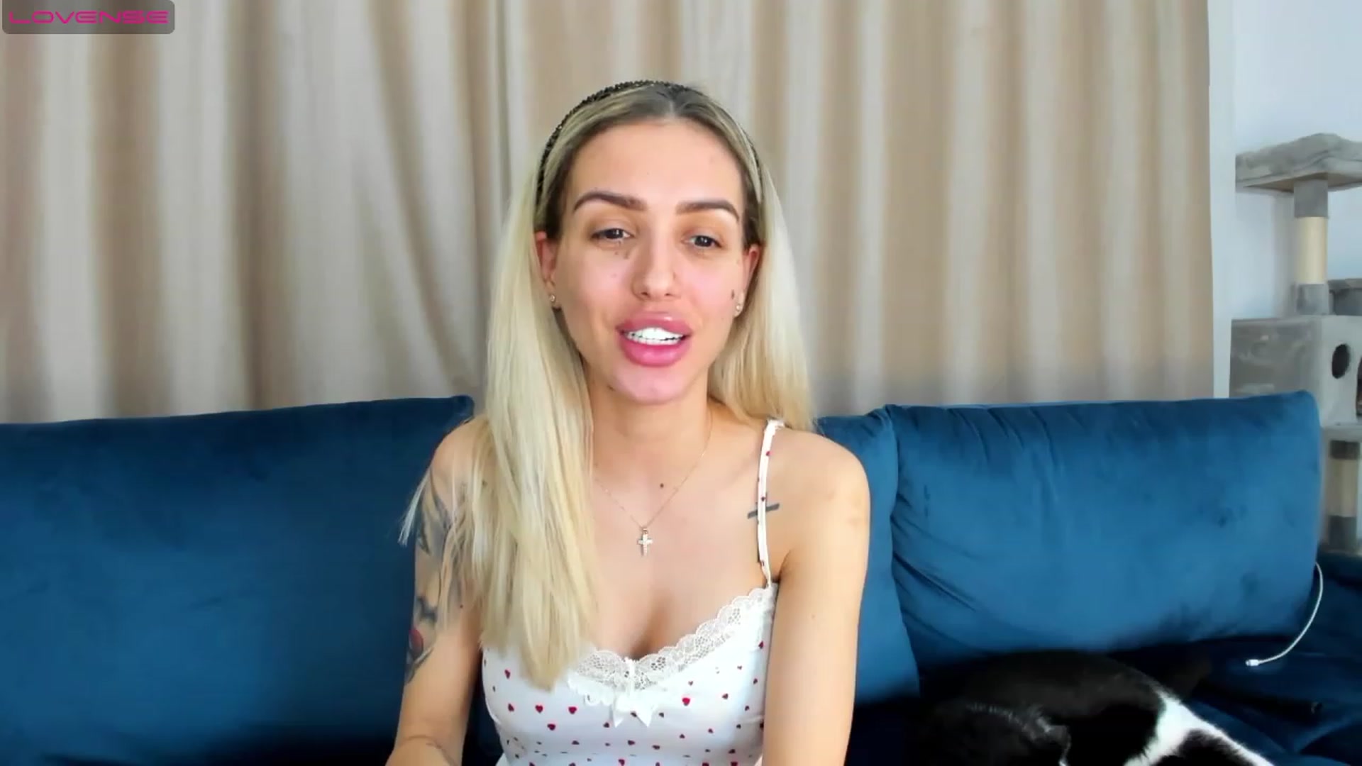 Gallery image thumbnail from Addictive_T's myfreecams stream on, 06/02/2023, 01:02 image 1 of 20