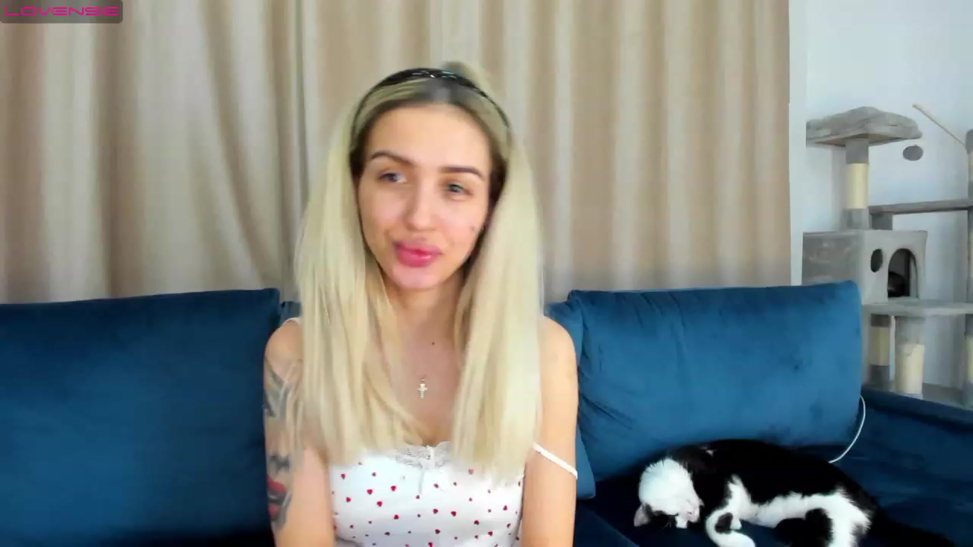 Gallery image thumbnail from Addictive_T's myfreecams stream on, 06/02/2023, 01:02 image 20 of 20