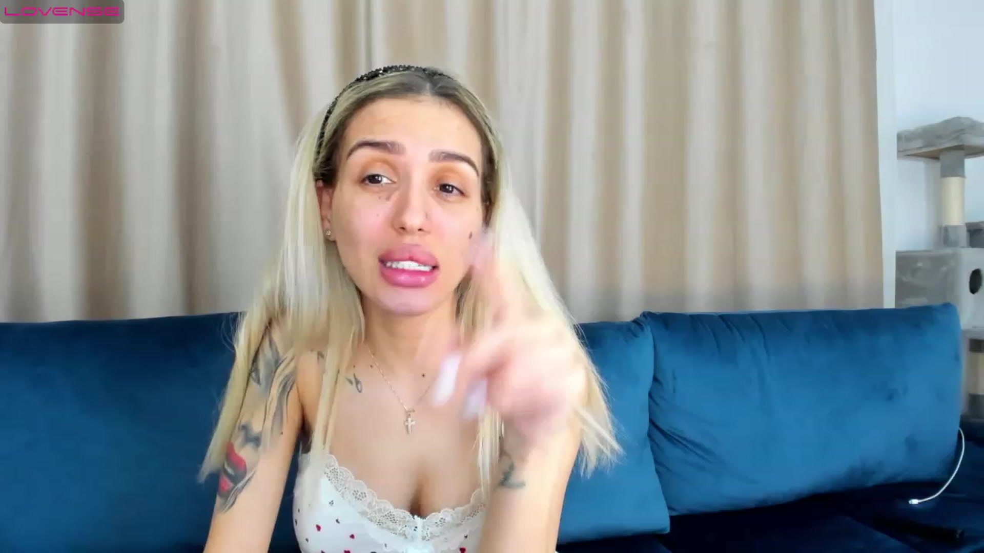Gallery image thumbnail from Addictive_T's myfreecams stream on, 06/02/2023, 01:02 image 15 of 20