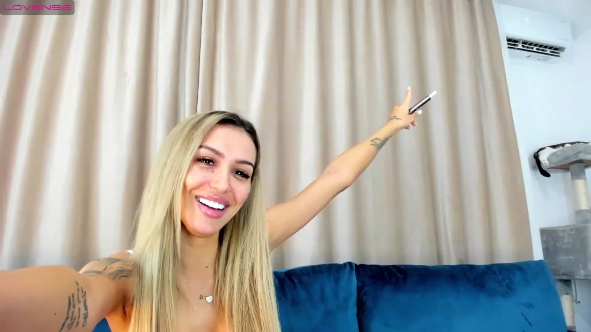 Gallery image thumbnail from Addictive_T's myfreecams stream on, 07/28/2023, 24:05 image 3 of 20