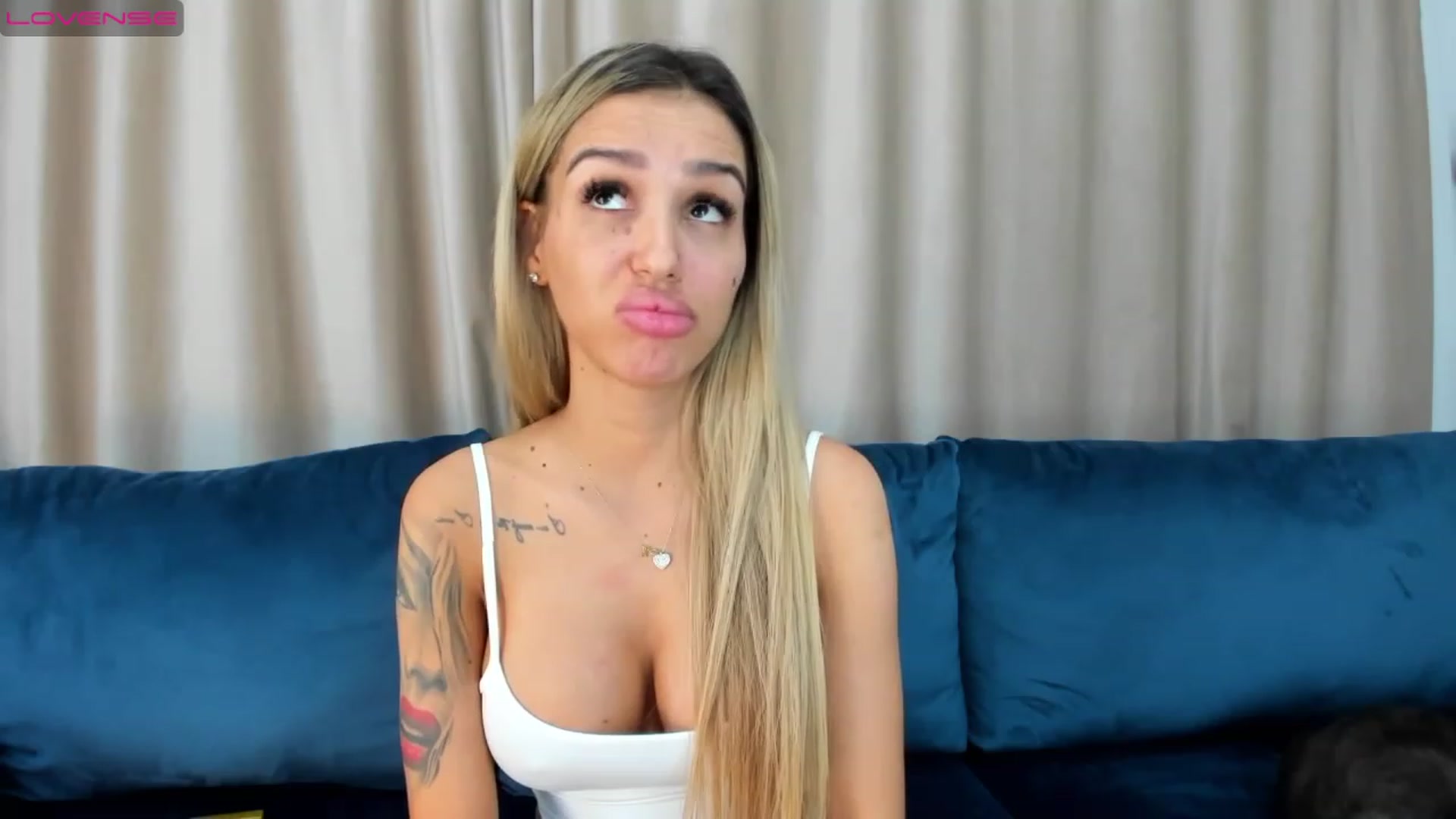 Gallery image thumbnail from Addictive_T's myfreecams stream on, 07/28/2023, 24:21 image 11 of 20