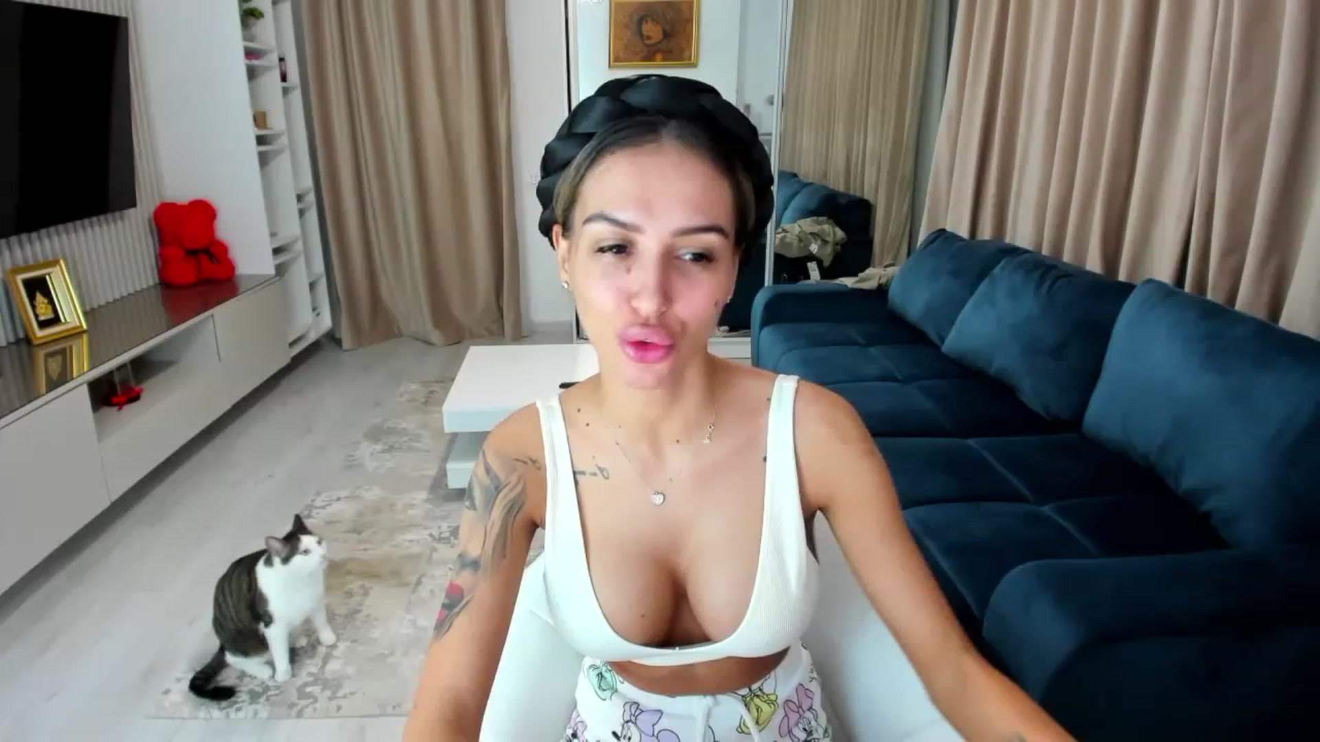 Gallery image thumbnail from Addictive_T's myfreecams stream on, 09/20/2023, 22:11 image 2 of 20