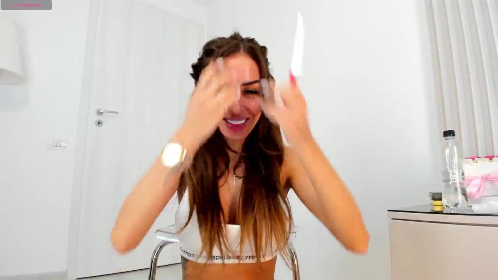 Gallery image thumbnail from Addictive_T's myfreecams stream on, 06/06/2024, 22:43 image 15 of 20