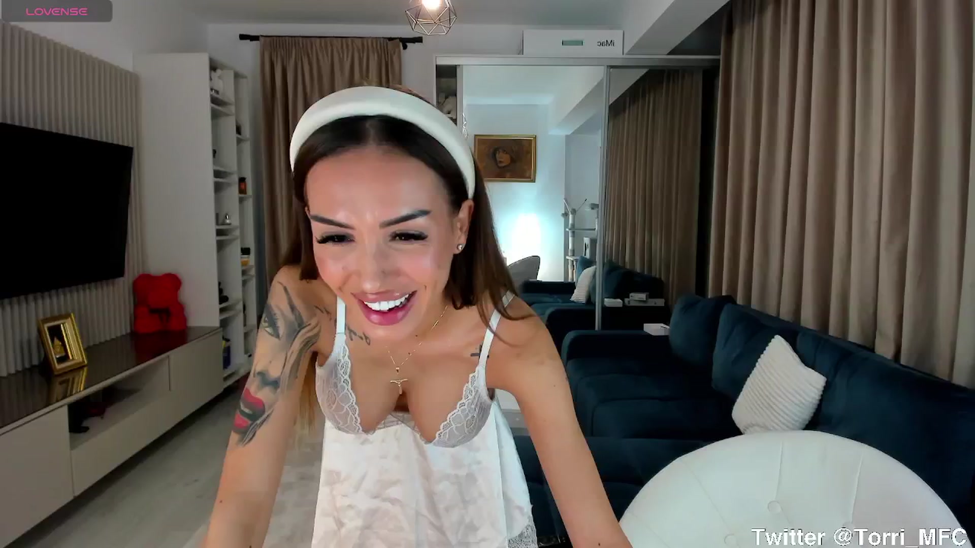 Gallery image thumbnail from Addictive_T's myfreecams stream on, 08/07/2024, 23:11 image 13 of 20