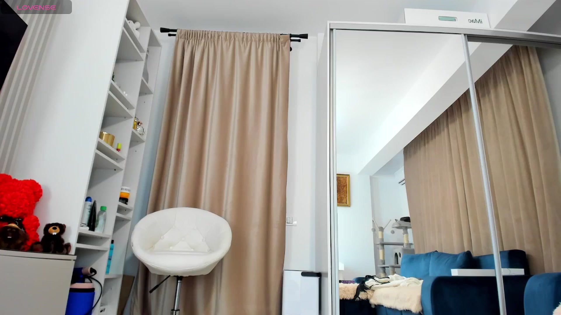 Gallery image thumbnail from Addictive_T's myfreecams stream on, 11/17/2024, 20:38 image 4 of 20
