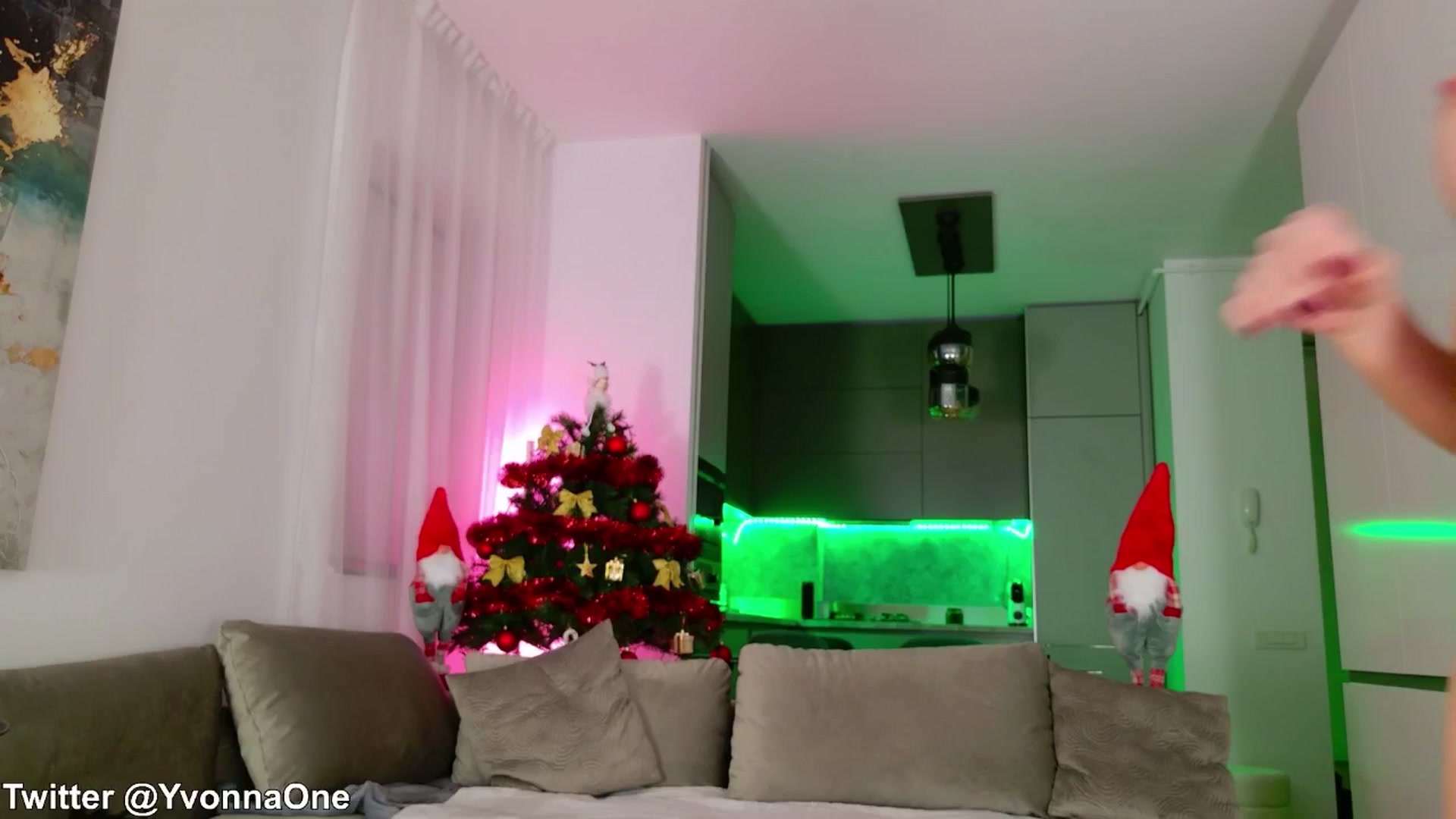 Gallery image thumbnail from Addictive_T's myfreecams stream on, 12/16/2024, 18:45 image 15 of 20