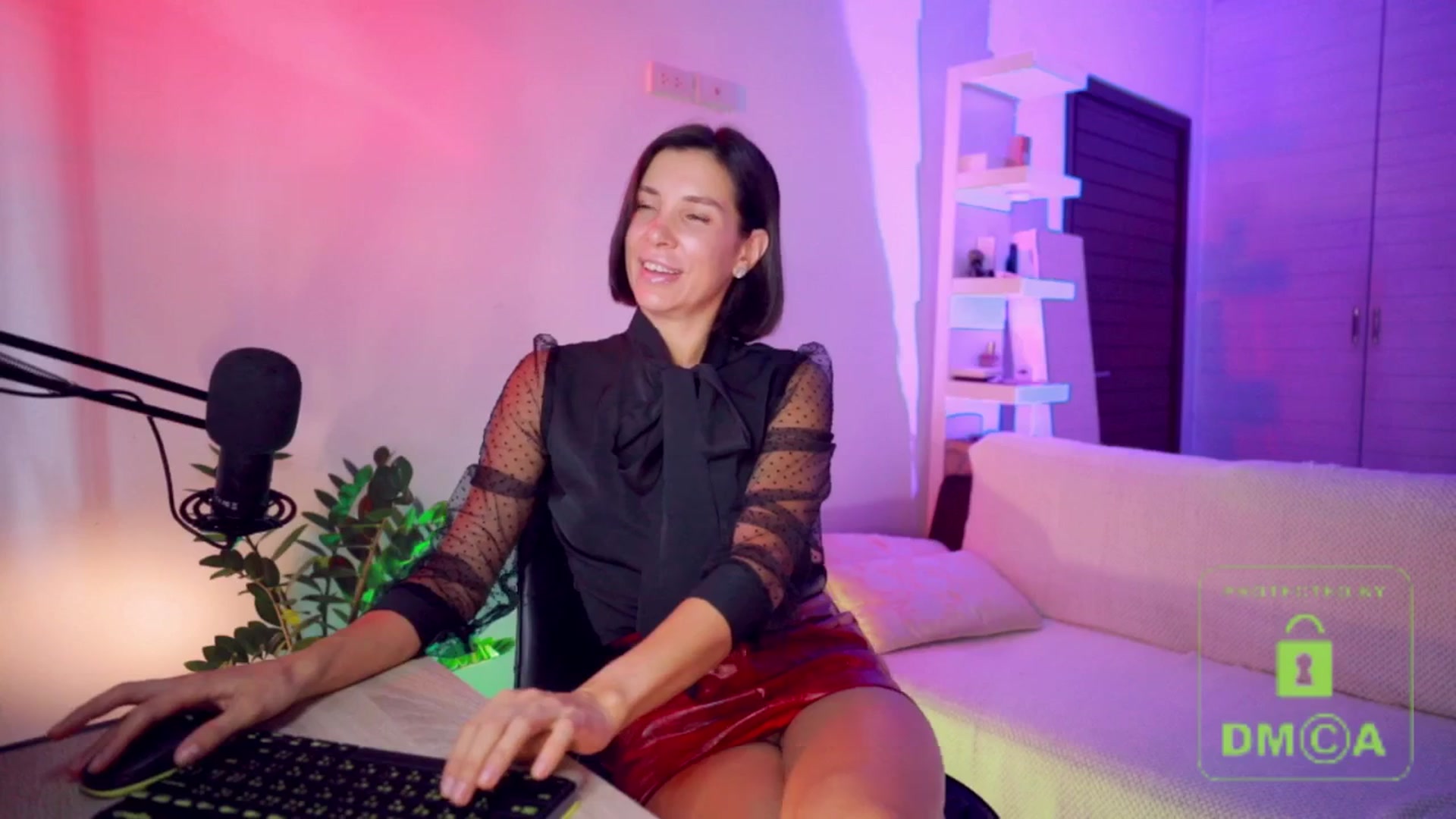 Gallery image thumbnail from AddictsQueen's myfreecams stream on, 07/04/2025, 05:09 image 4 of 20