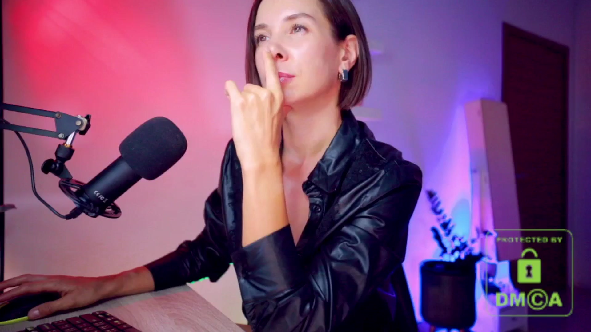 Gallery image thumbnail from AddictsQueen's myfreecams stream on, 04/03/2026, 06:47 image 19 of 20
