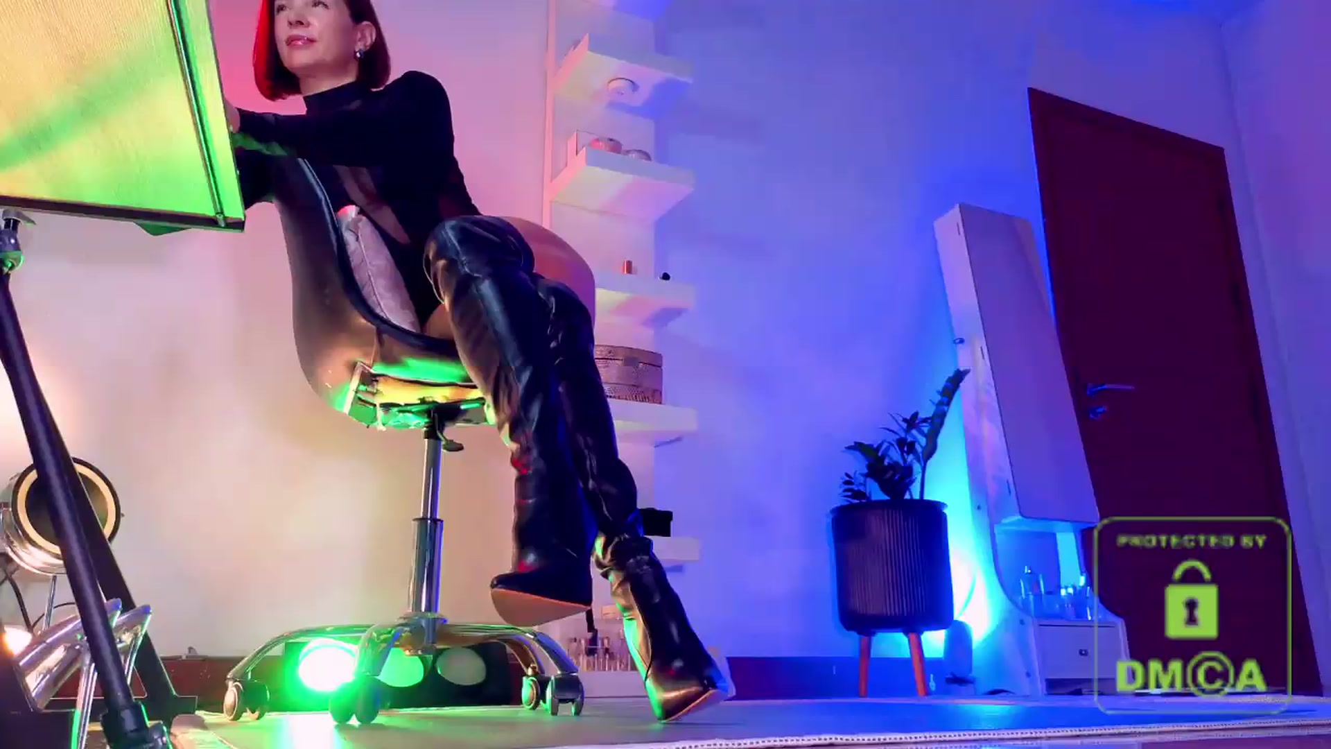Gallery image thumbnail from AddictsQueen's myfreecams stream on, 05/11/2026, 05:23 image 13 of 20