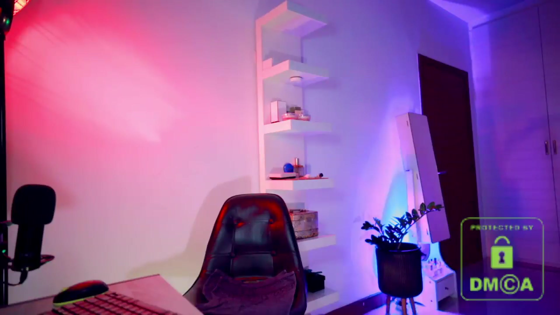 Gallery image thumbnail from AddictsQueen's myfreecams stream on, 05/28/2026, 06:38 image 14 of 20