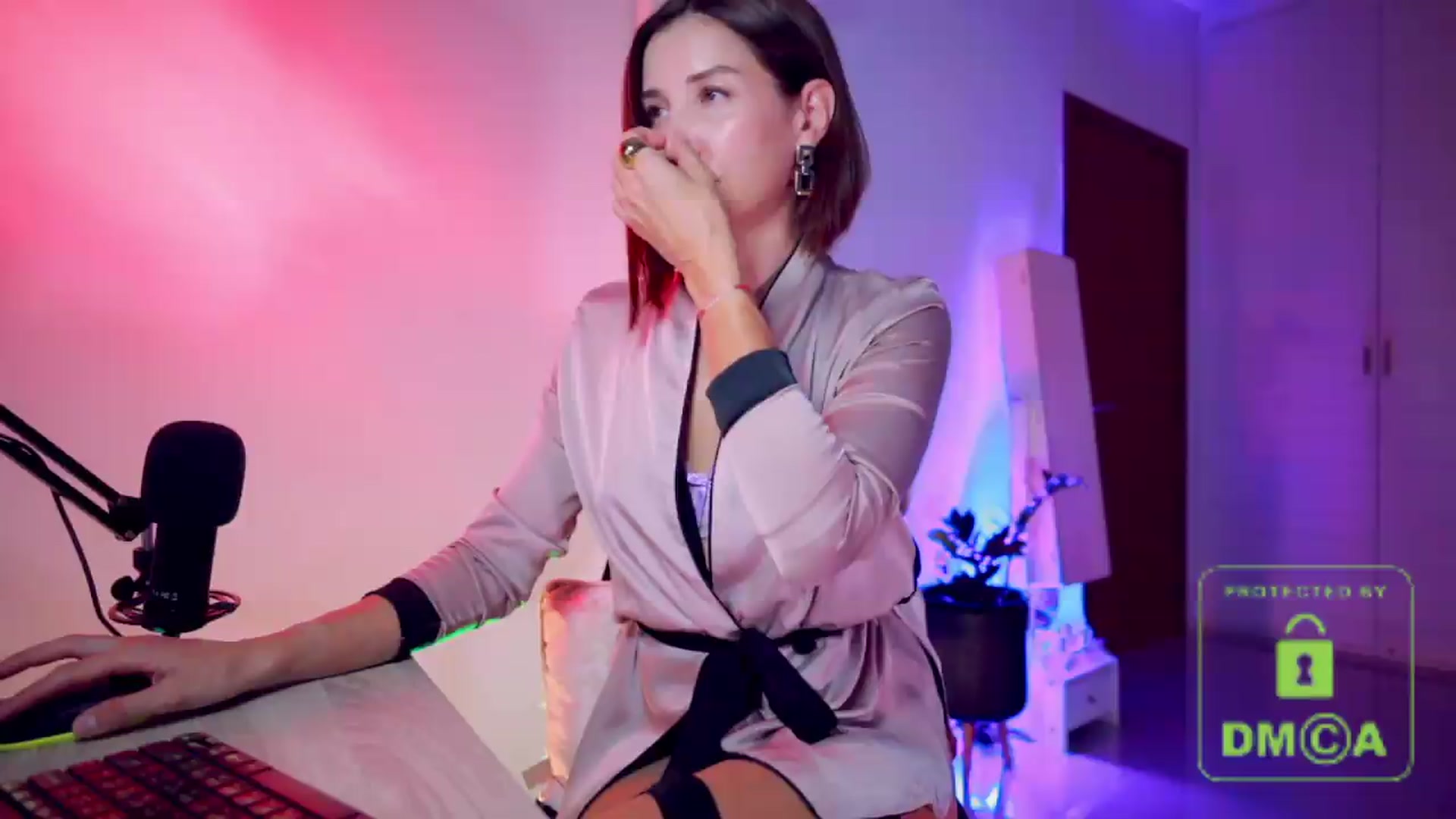 Gallery image thumbnail from AddictsQueen's myfreecams stream on, 06/26/2026, 05:57 image 1 of 20