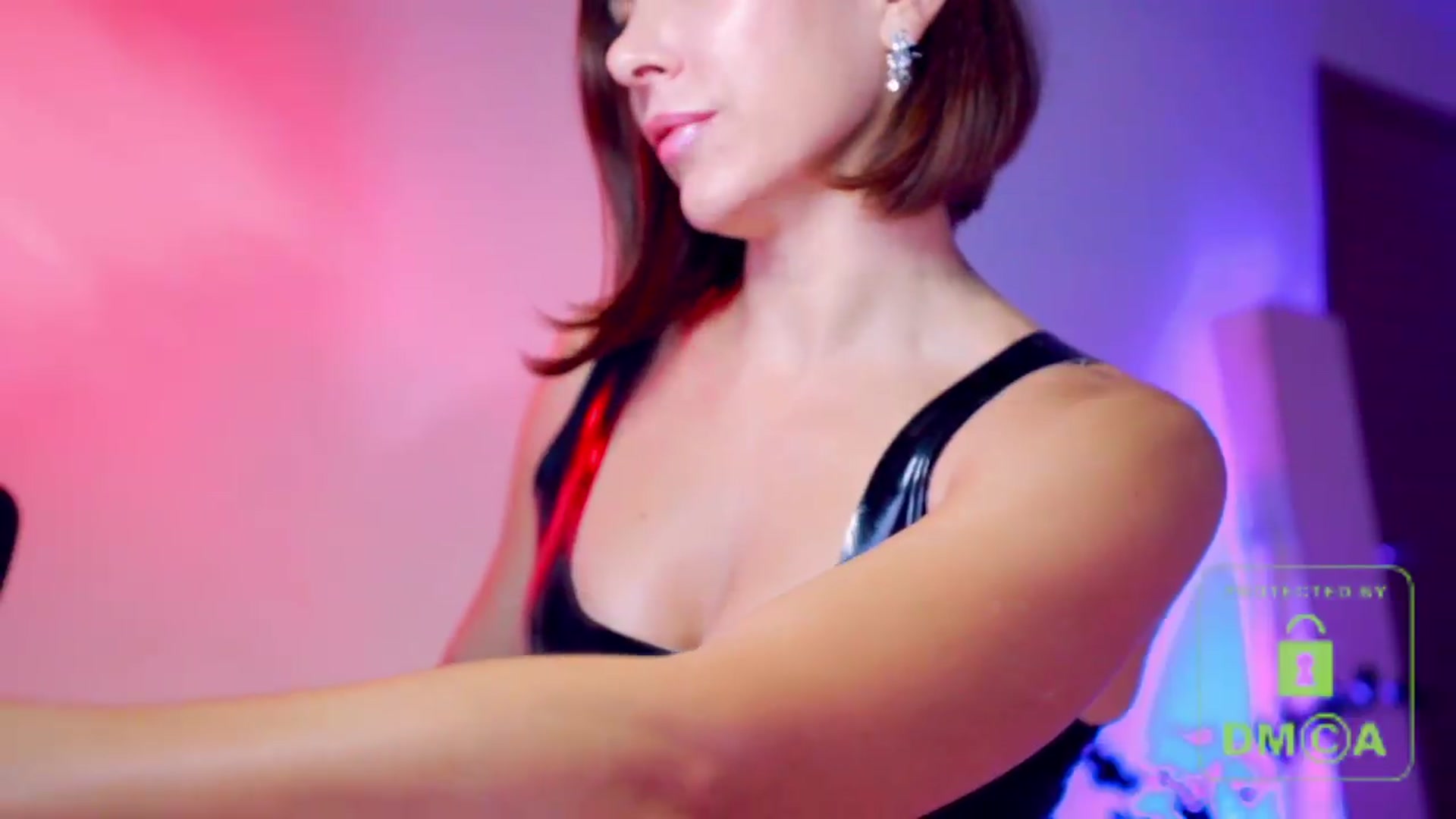 Gallery image thumbnail from AddictsQueen's myfreecams stream on, 07/04/2026, 06:25 image 13 of 20
