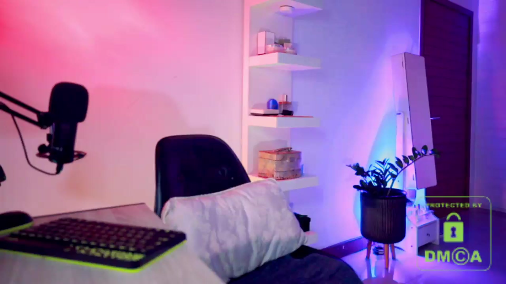 Gallery image thumbnail from AddictsQueen's myfreecams stream on, 07/05/2026, 06:54 image 13 of 20