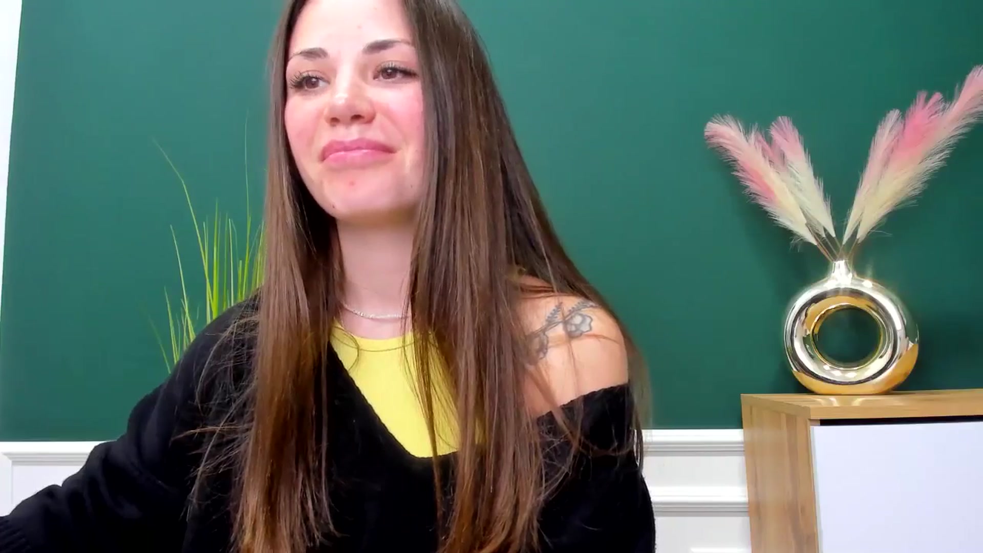 Gallery image thumbnail from AdelaShery's myfreecams stream on, 03/09/2025, 15:56 image 15 of 20