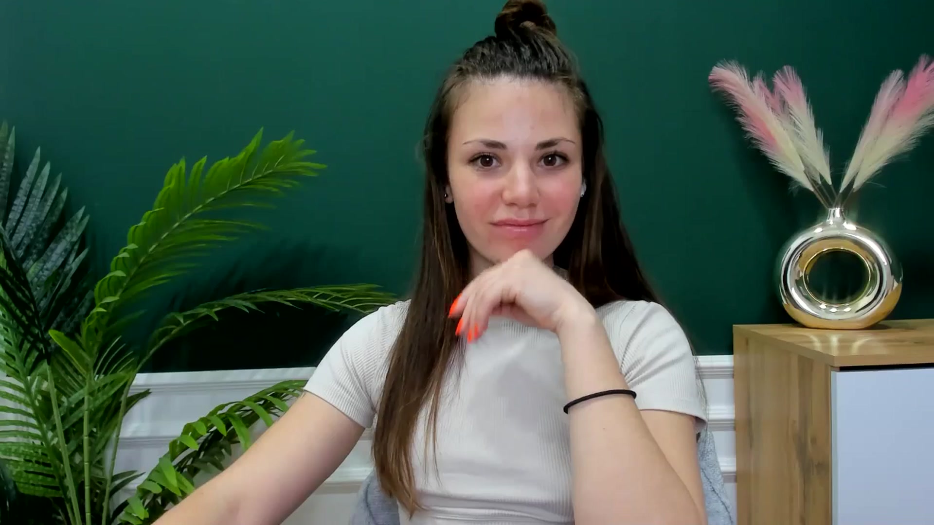 Gallery image thumbnail from AdelaShery's myfreecams stream on, 03/11/2025, 17:55 image 18 of 20