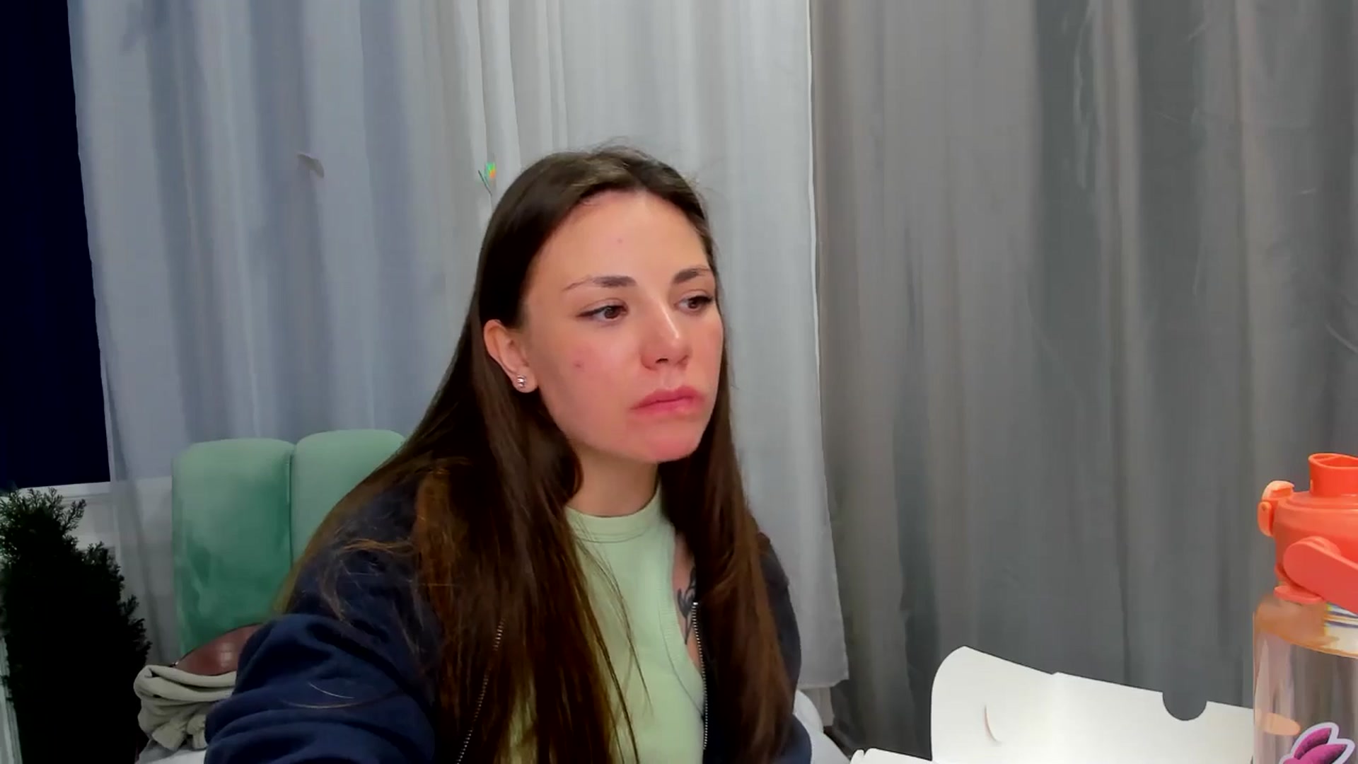 Gallery image thumbnail from AdelaShery's myfreecams stream on, 03/18/2025, 13:39 image 15 of 20