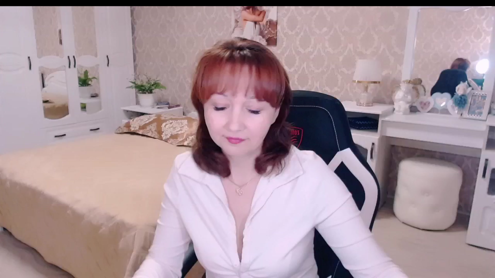 Gallery image thumbnail from AdeleEvans1's myfreecams stream on, 05/11/2025, 17:18 image 6 of 20