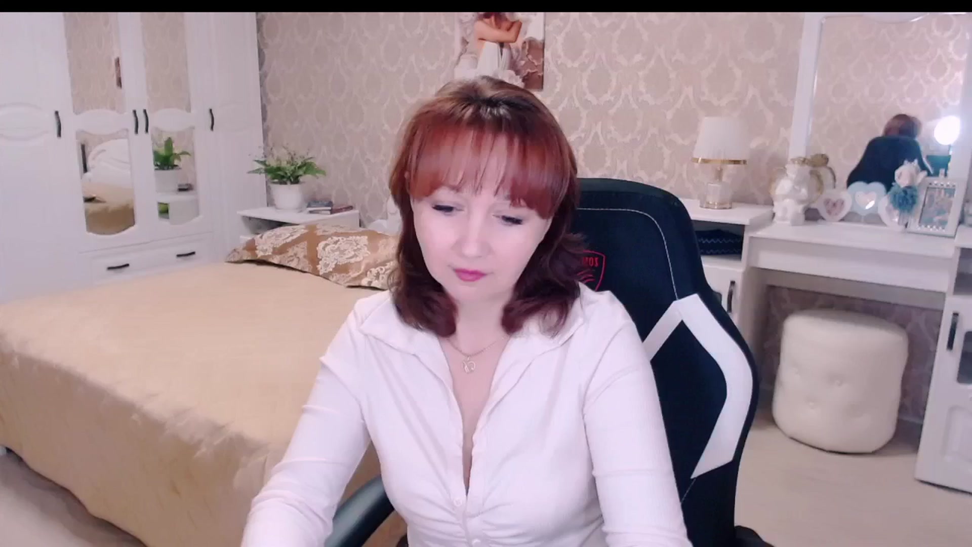 Gallery image thumbnail from AdeleEvans1's myfreecams stream on, 05/11/2025, 17:18 image 14 of 20