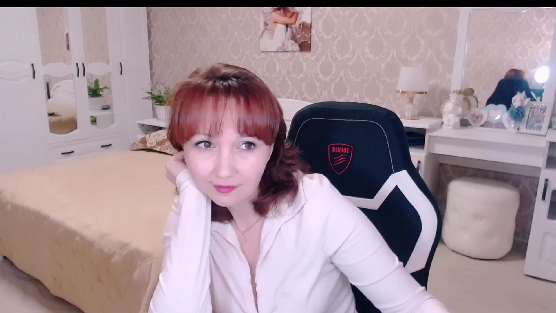 Gallery image thumbnail from AdeleEvans1's myfreecams stream on, 05/11/2025, 17:18 image 20 of 20