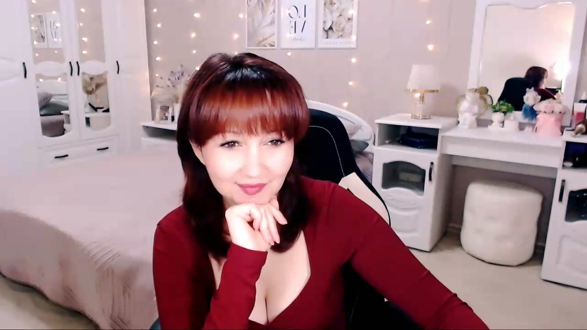 Gallery image thumbnail from AdeleEvans1's myfreecams stream on, 09/27/2026, 18:24 image 18 of 20