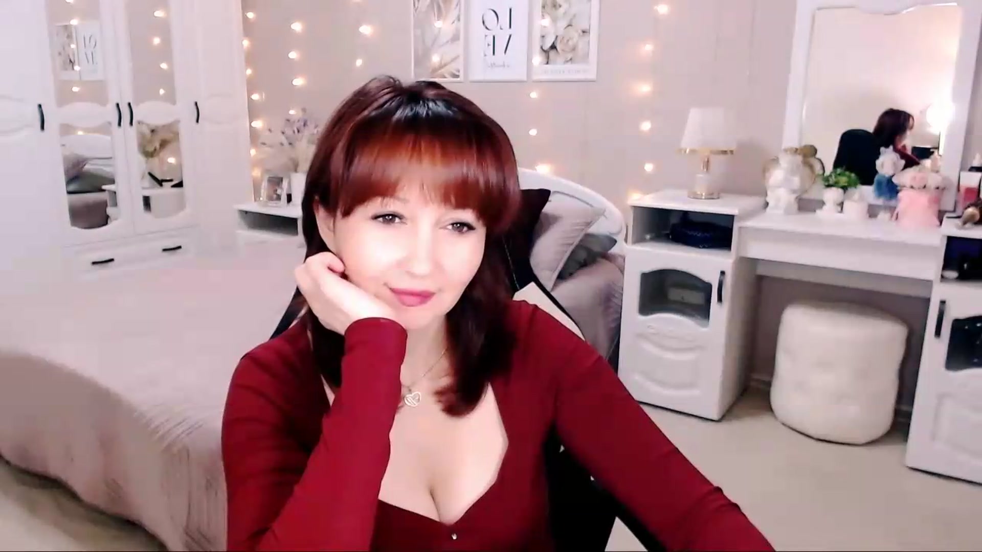 Gallery image thumbnail from AdeleEvans1's myfreecams stream on, 09/27/2026, 18:24 image 10 of 20