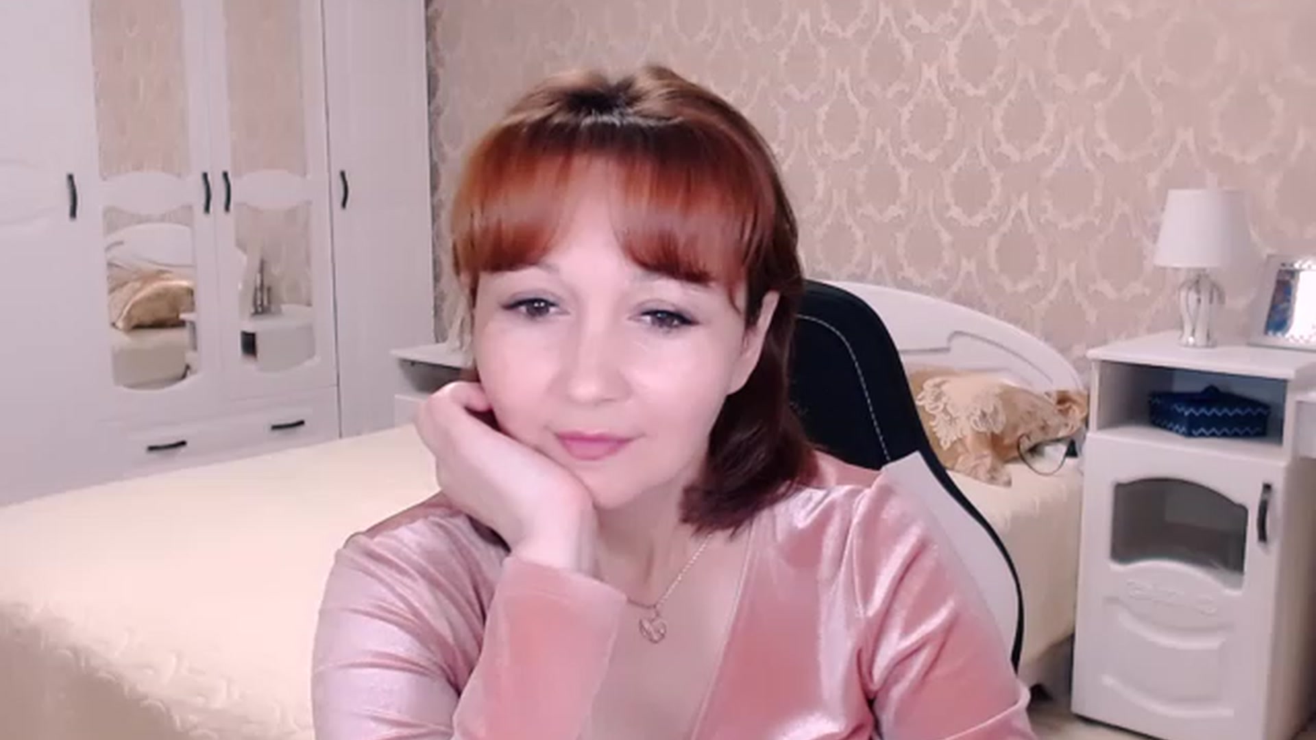 Gallery image thumbnail from AdeleMoran's myfreecams stream on, 07/23/2023, 17:14 image 14 of 20