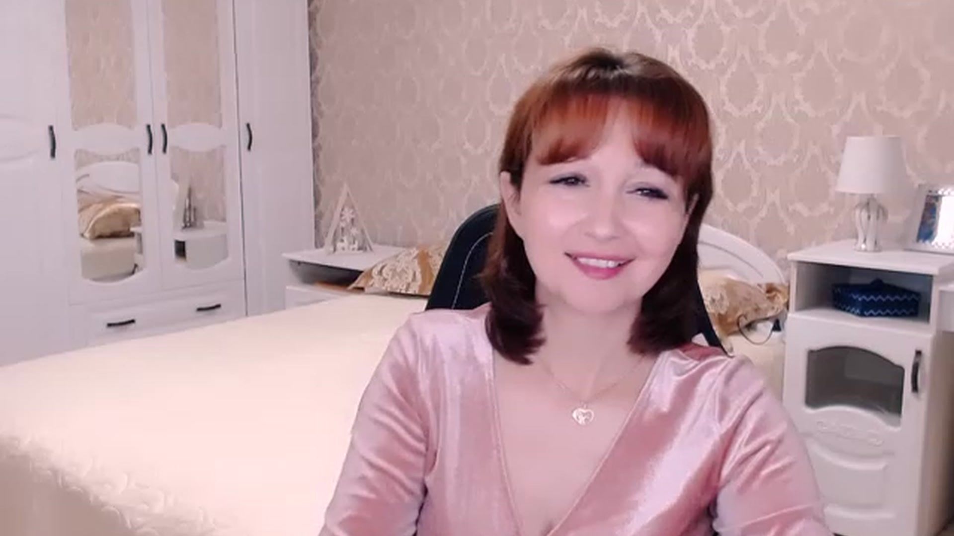 Gallery image thumbnail from AdeleMoran's myfreecams stream on, 07/23/2023, 17:14 image 10 of 20