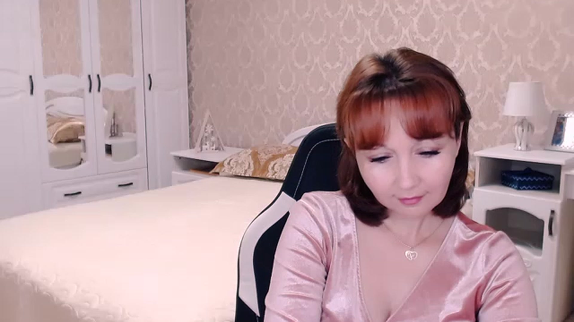 Gallery image thumbnail from AdeleMoran's myfreecams stream on, 07/23/2023, 17:14 image 12 of 20