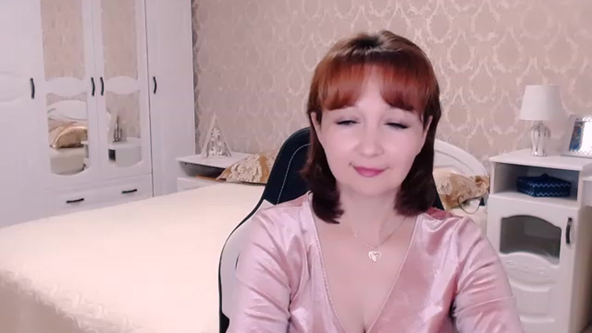 Gallery image thumbnail from AdeleMoran's myfreecams stream on, 07/23/2023, 17:14 image 17 of 20