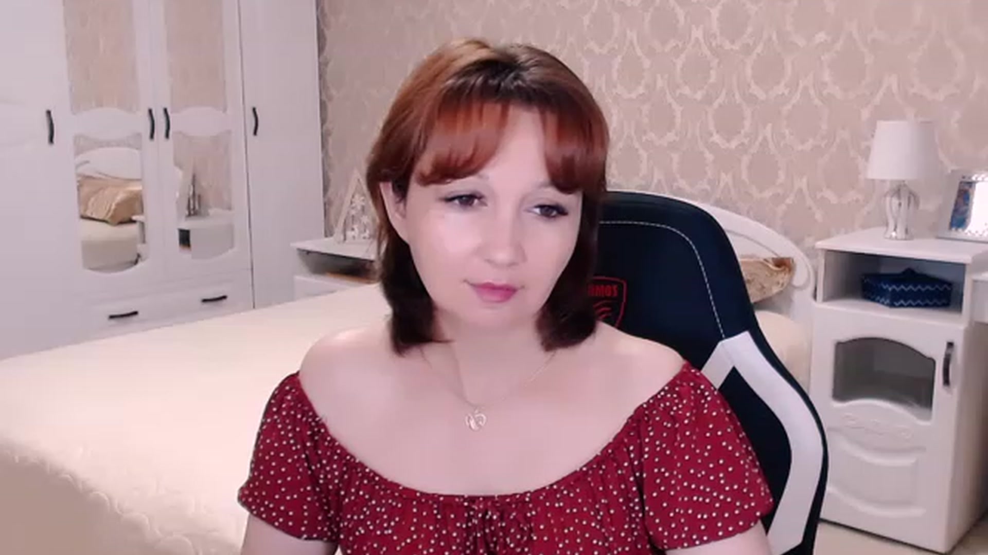 Gallery image thumbnail from AdeleMoran's myfreecams stream on, 07/23/2023, 21:11 image 18 of 20