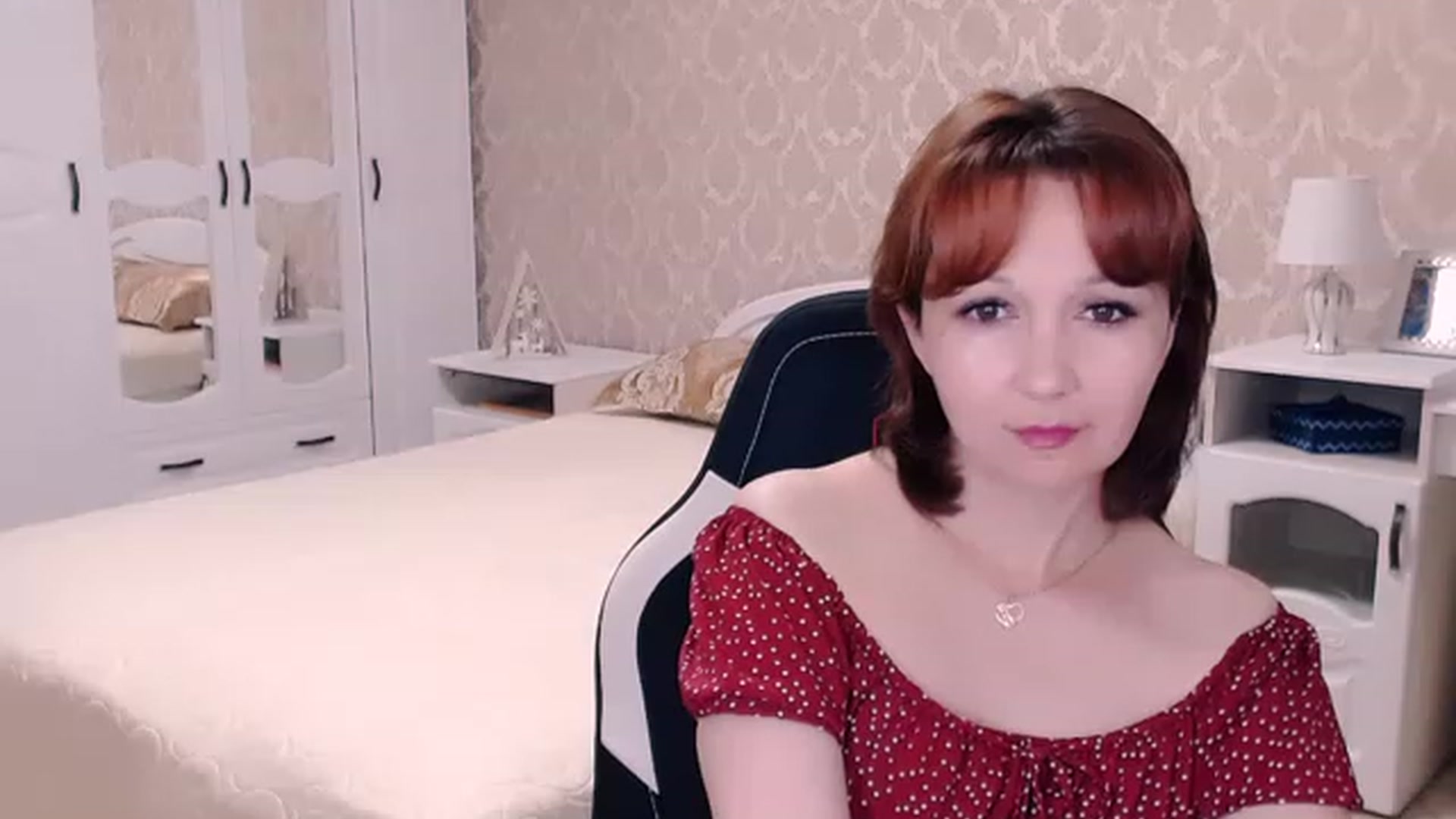 Gallery image thumbnail from AdeleMoran's myfreecams stream on, 07/23/2023, 21:11 image 8 of 20