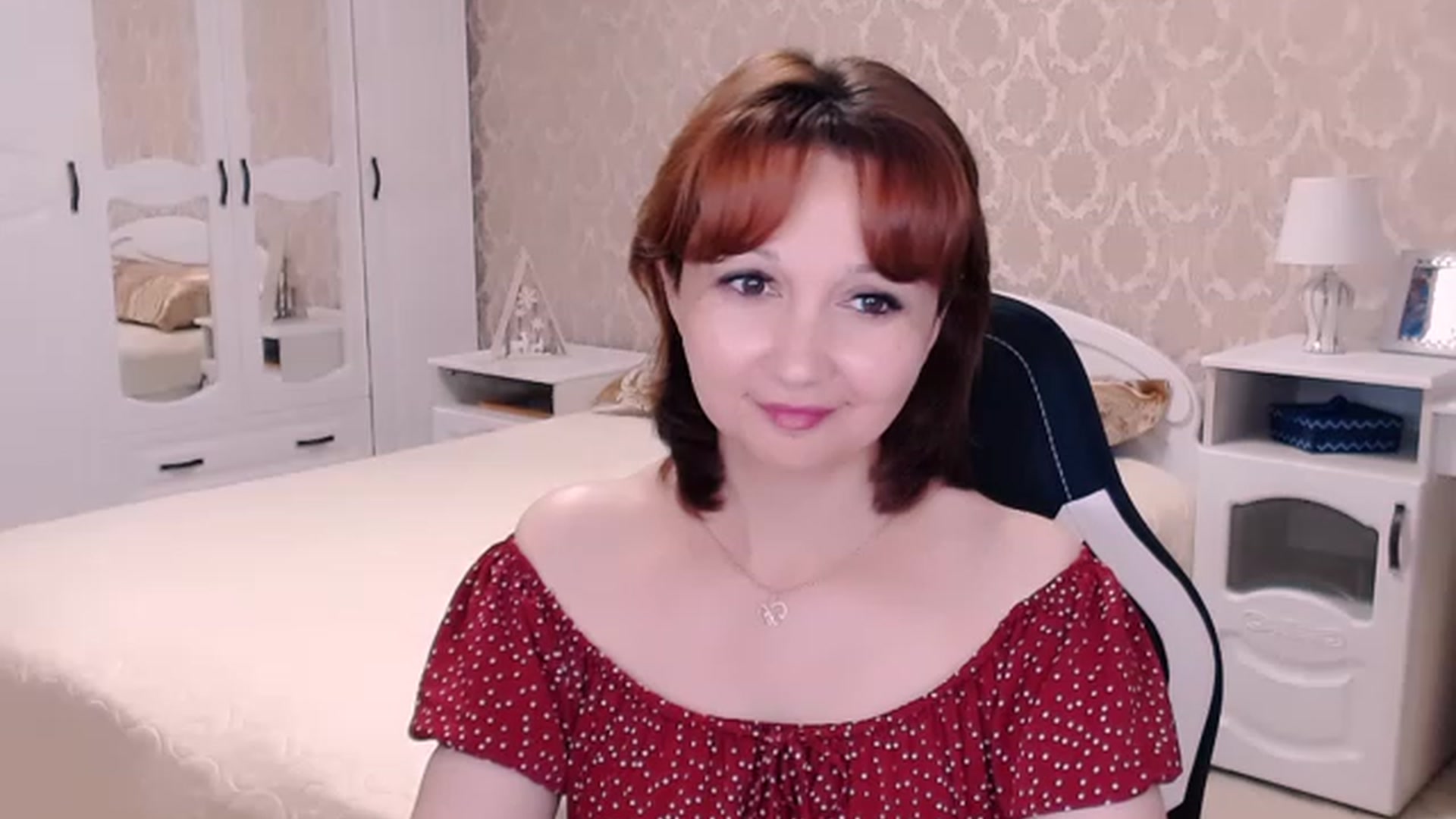Gallery image thumbnail from AdeleMoran's myfreecams stream on, 07/23/2023, 21:11 image 7 of 20