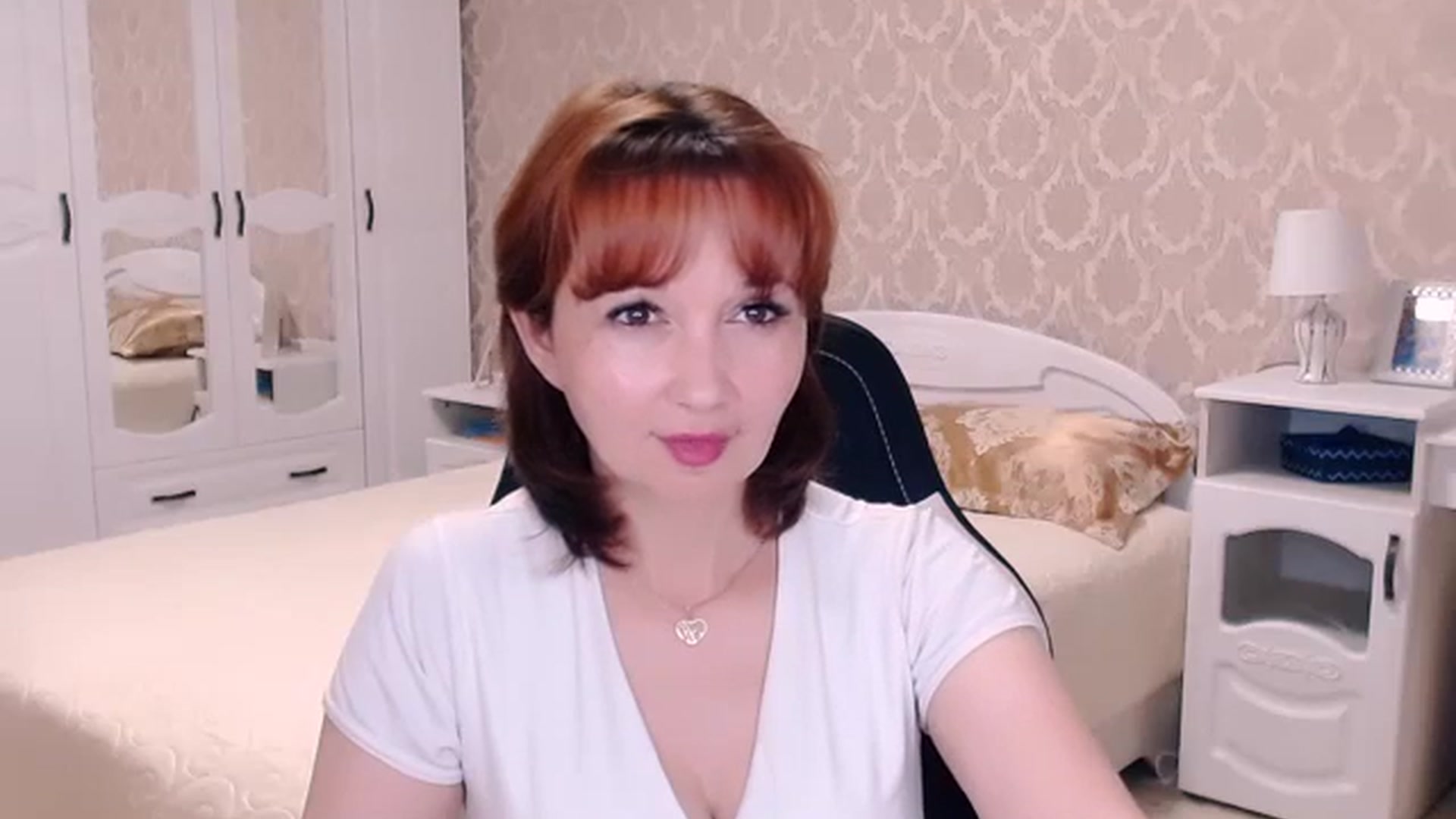 Gallery image thumbnail from AdeleMoran's myfreecams stream on, 07/27/2023, 17:30 image 10 of 20