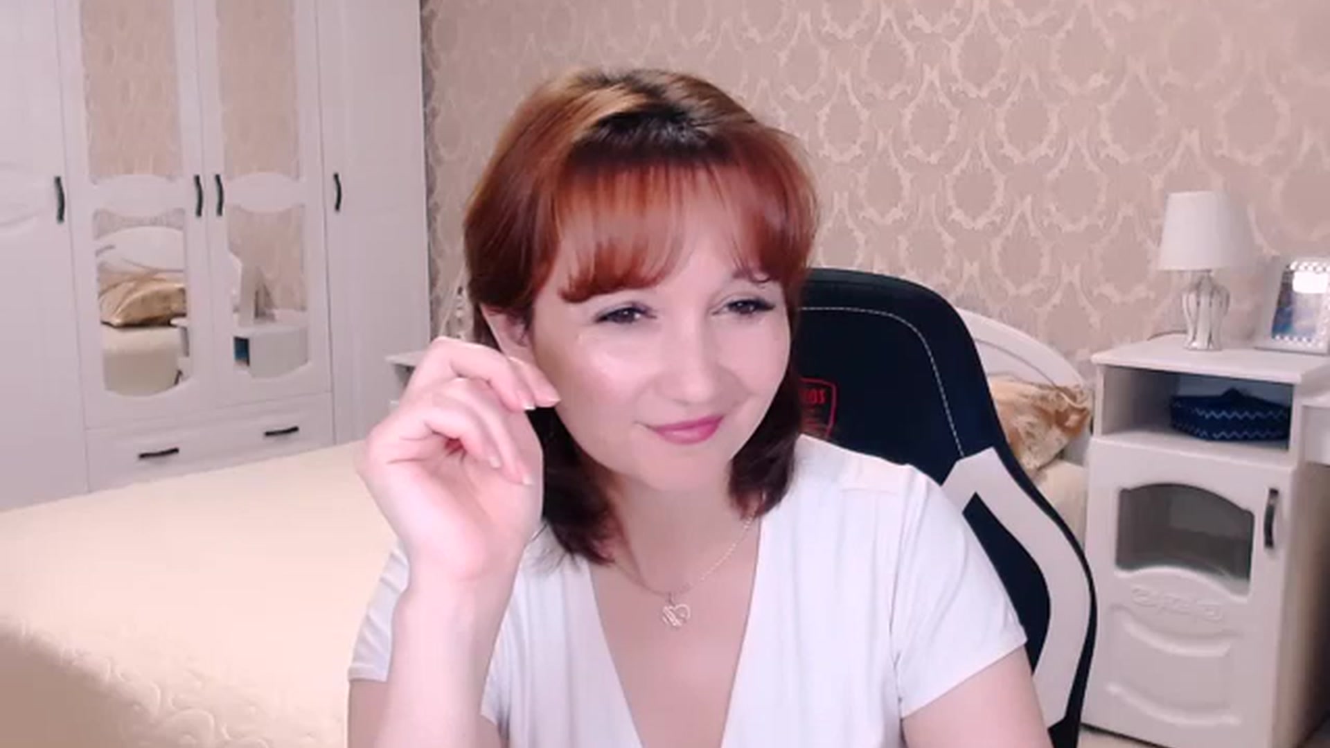 Gallery image thumbnail from AdeleMoran's myfreecams stream on, 07/27/2023, 17:30 image 17 of 20
