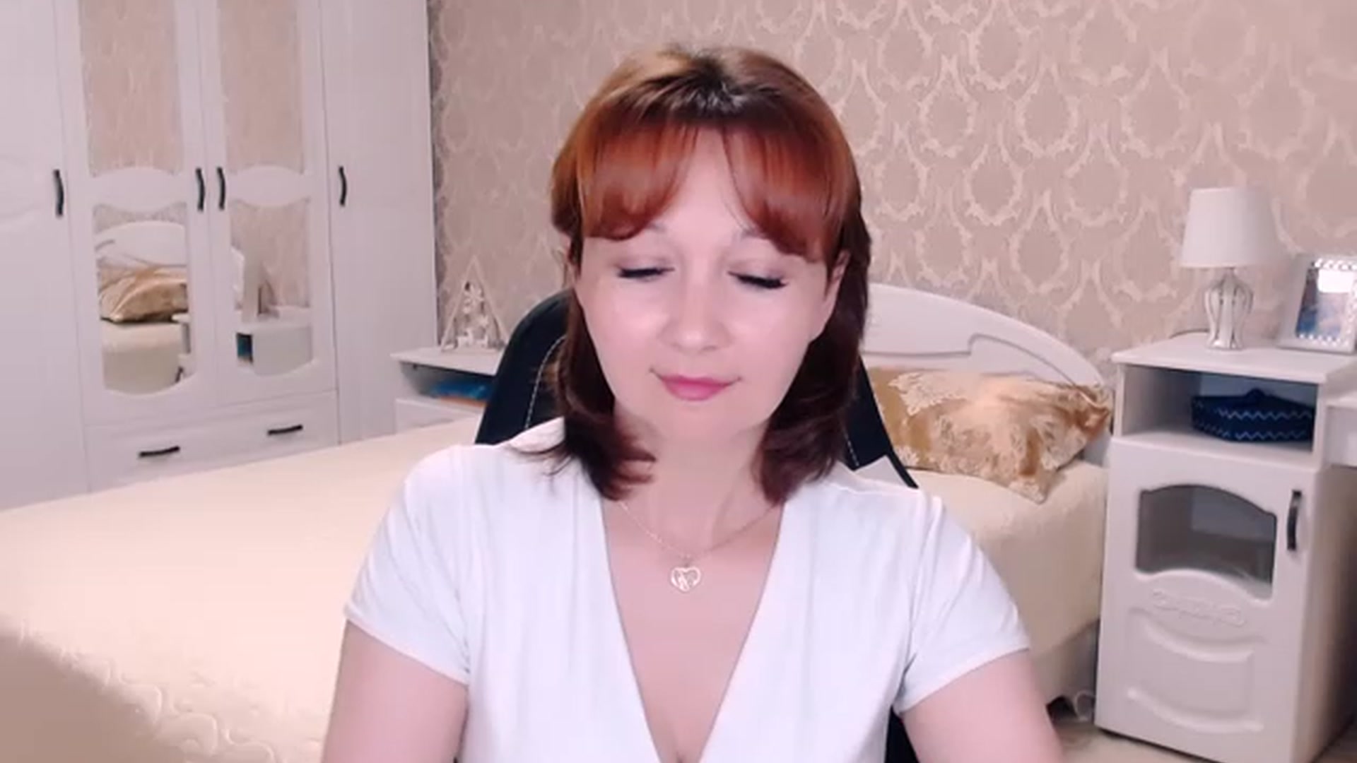 Gallery image thumbnail from AdeleMoran's myfreecams stream on, 07/27/2023, 19:27 image 16 of 20