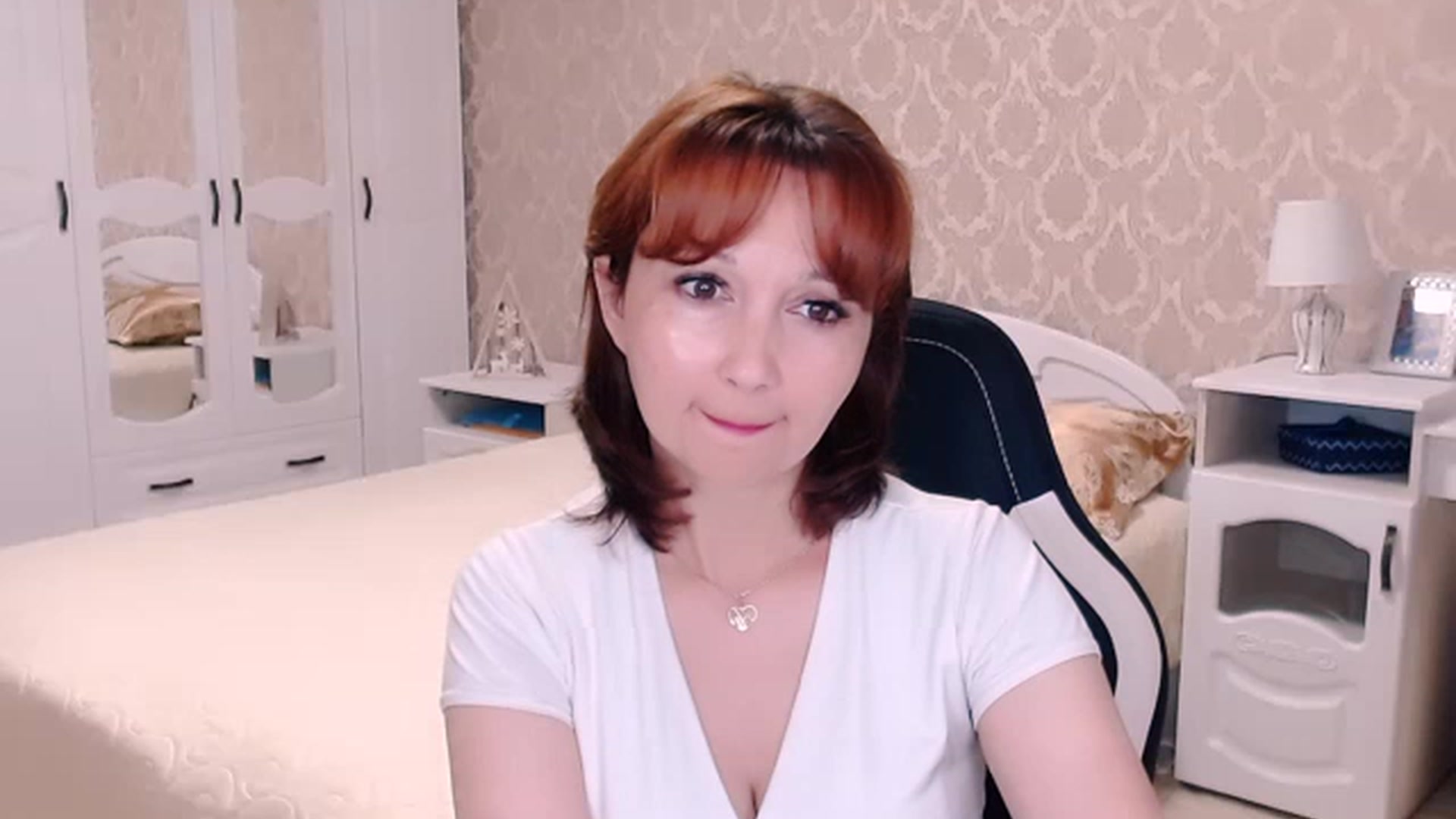 Gallery image thumbnail from AdeleMoran's myfreecams stream on, 07/27/2023, 19:27 image 19 of 20