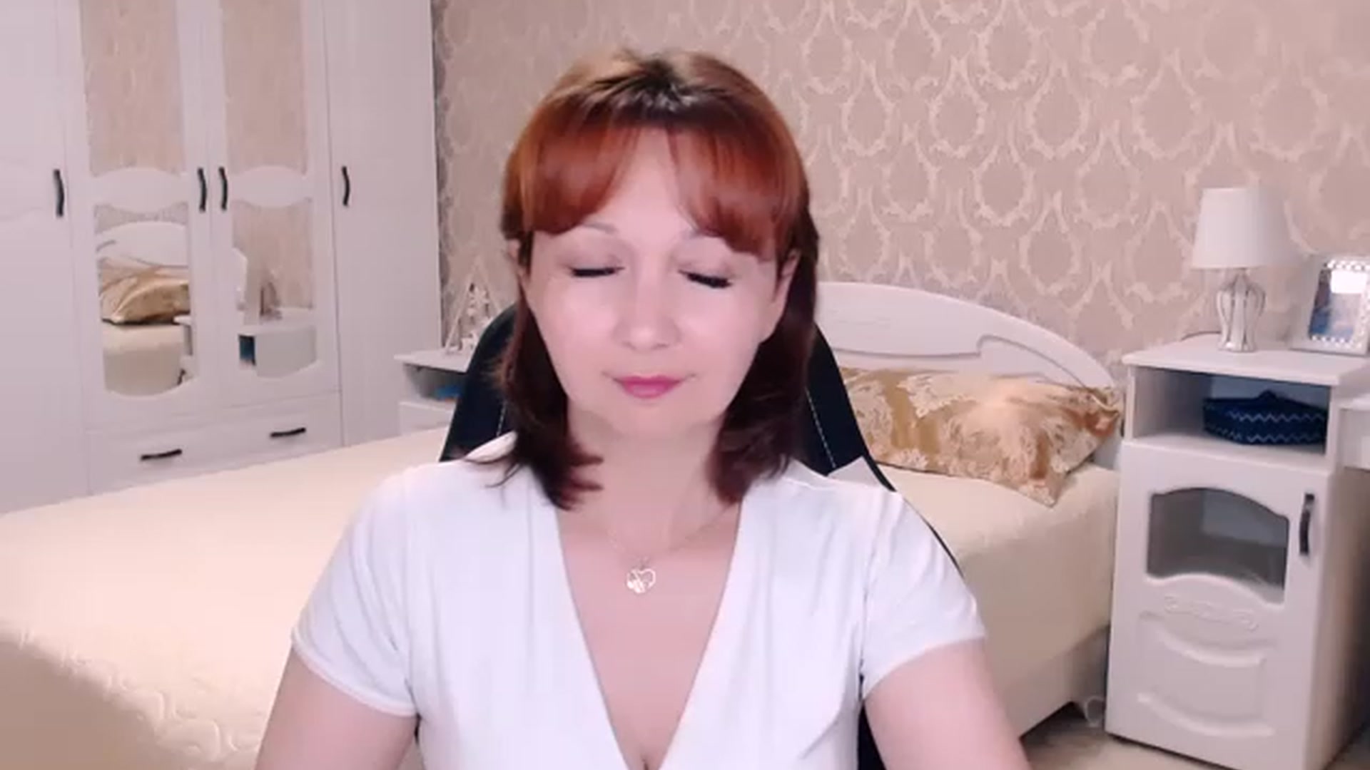 Gallery image thumbnail from AdeleMoran's myfreecams stream on, 07/27/2023, 19:27 image 10 of 20