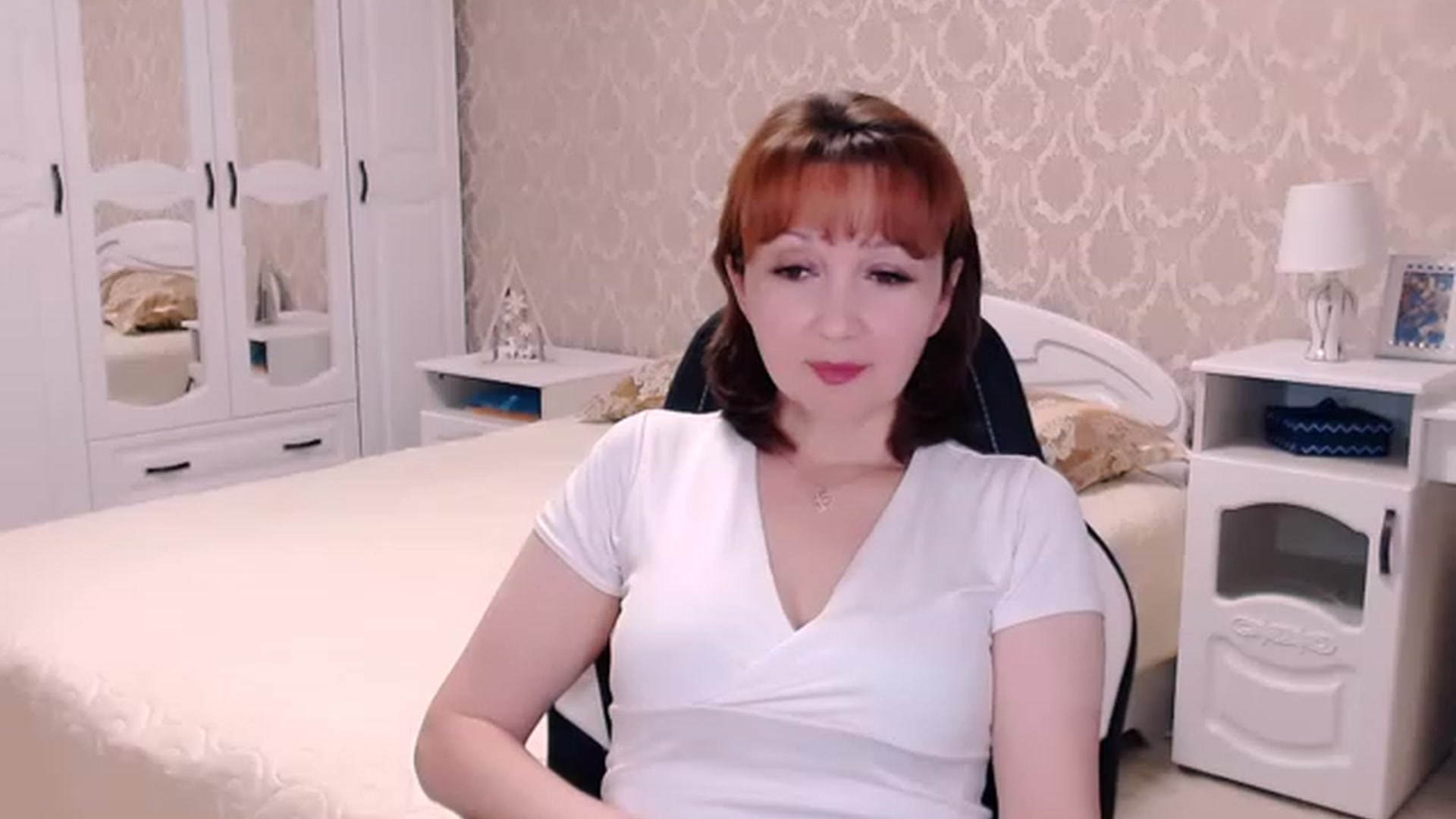 Gallery image thumbnail from AdeleMoran's myfreecams stream on, 07/29/2023, 17:18 image 15 of 20