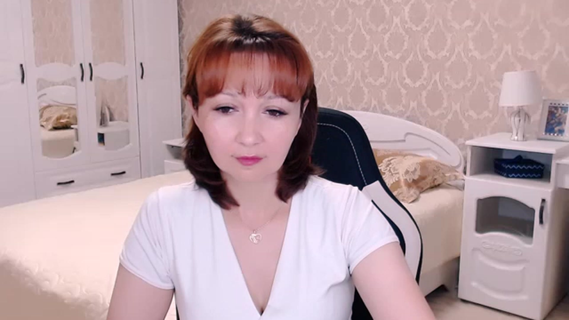 Gallery image thumbnail from AdeleMoran's myfreecams stream on, 07/29/2023, 17:18 image 2 of 20