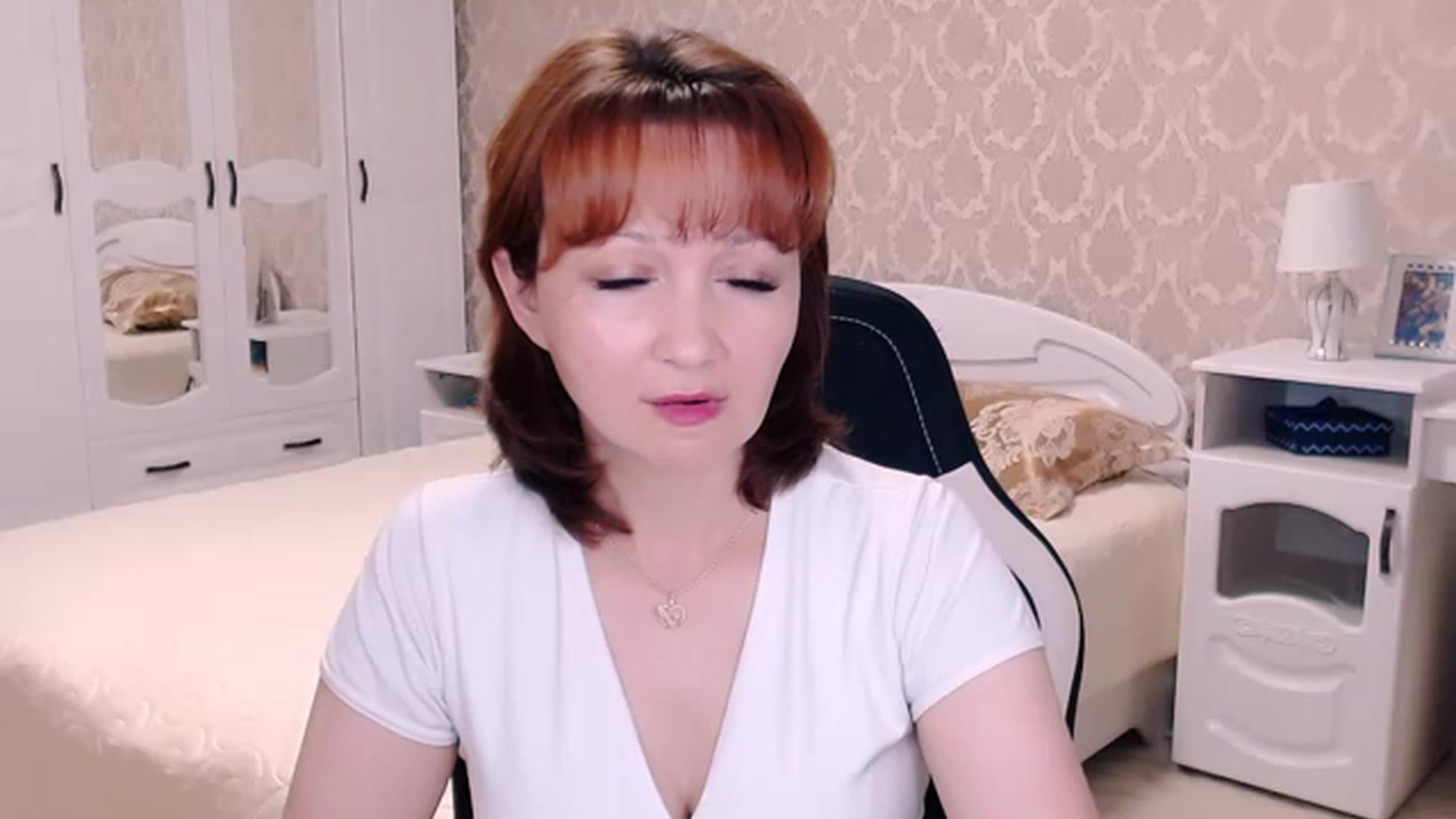 Gallery image thumbnail from AdeleMoran's myfreecams stream on, 07/29/2023, 17:18 image 13 of 20