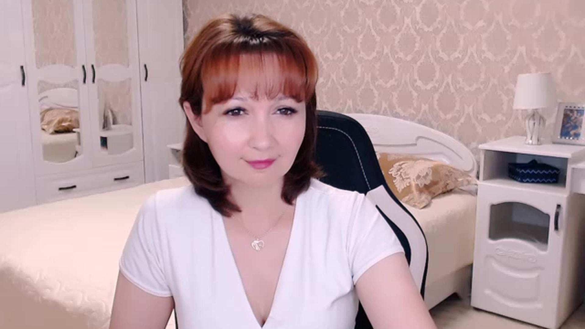 Gallery image thumbnail from AdeleMoran's myfreecams stream on, 07/29/2023, 17:18 image 7 of 20